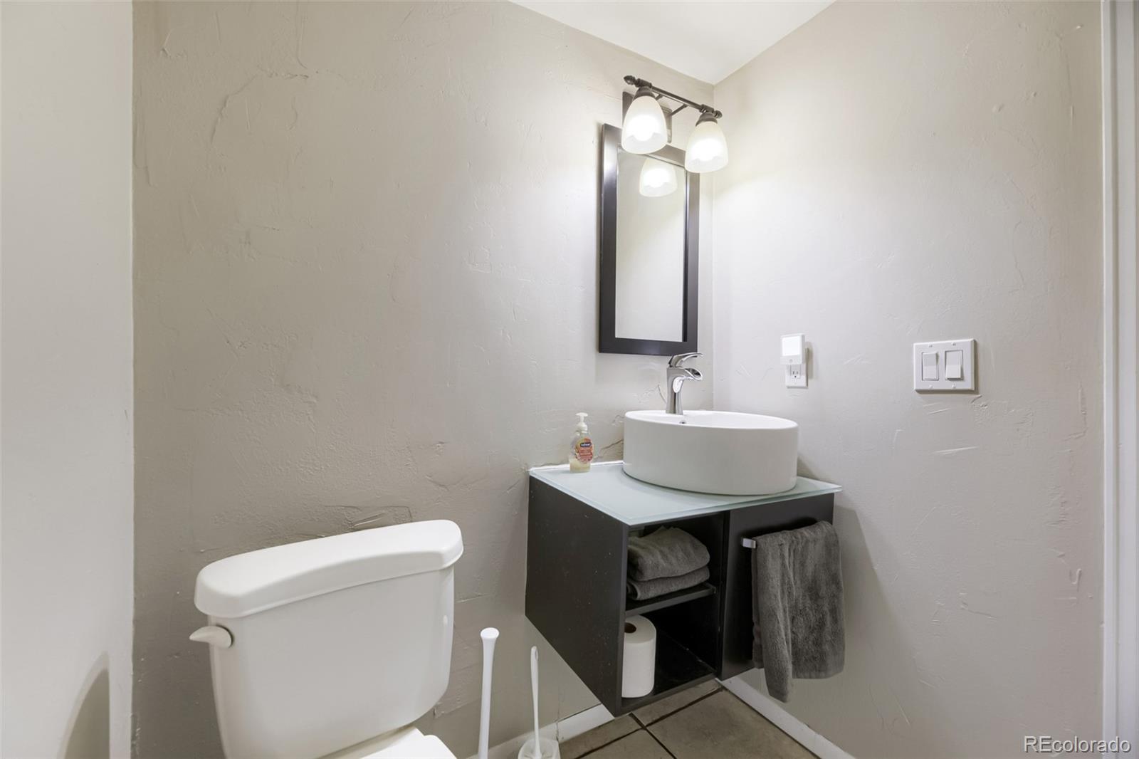 MLS Image #12 for 1681 s evanston street,aurora, Colorado