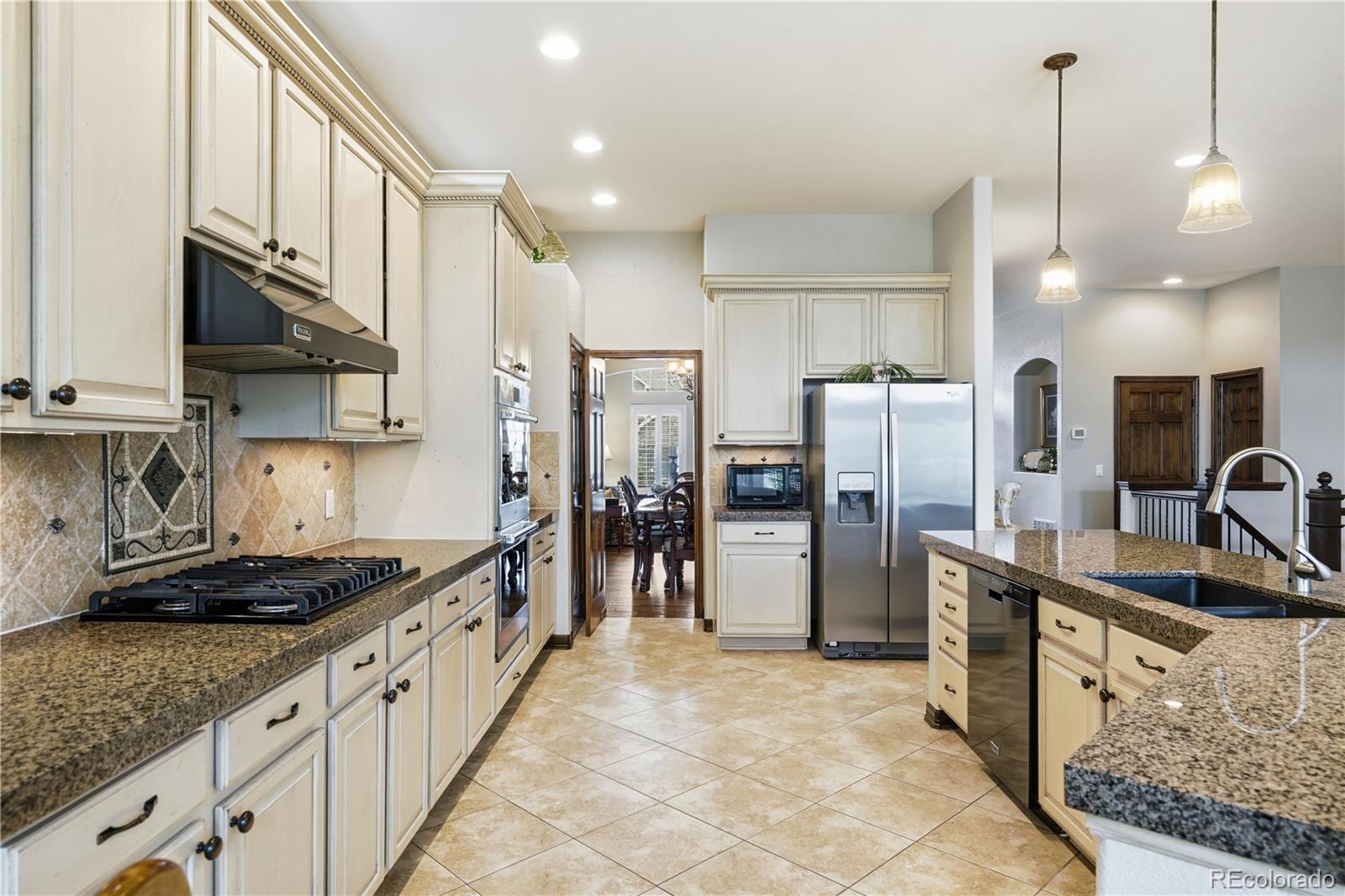 MLS Image #11 for 3807  running deer drive,castle rock, Colorado
