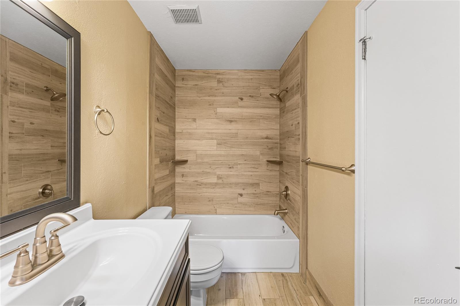 MLS Image #13 for 5623 w 76th drive,arvada, Colorado