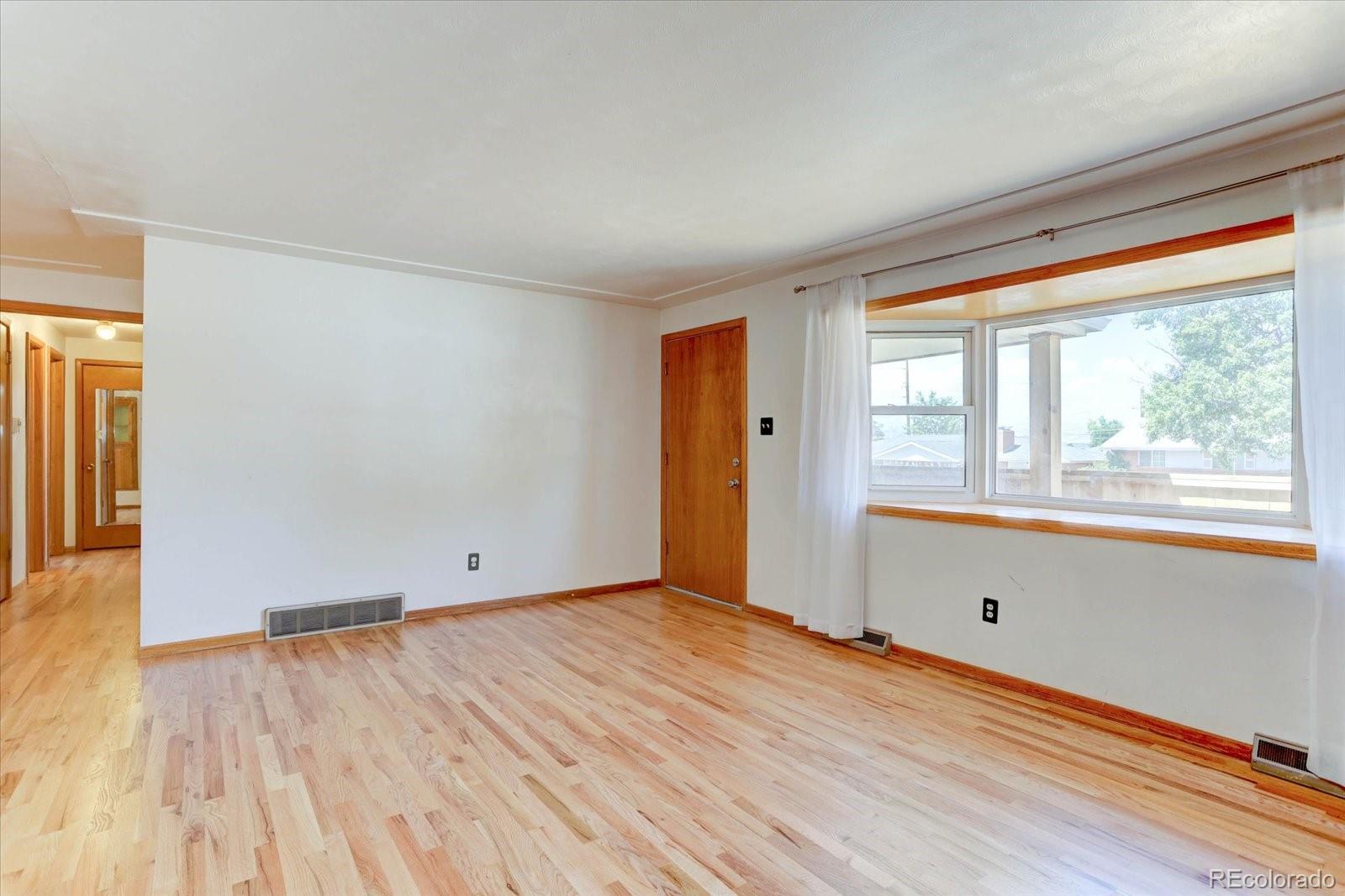 MLS Image #4 for 8816  oakwood street,westminster, Colorado