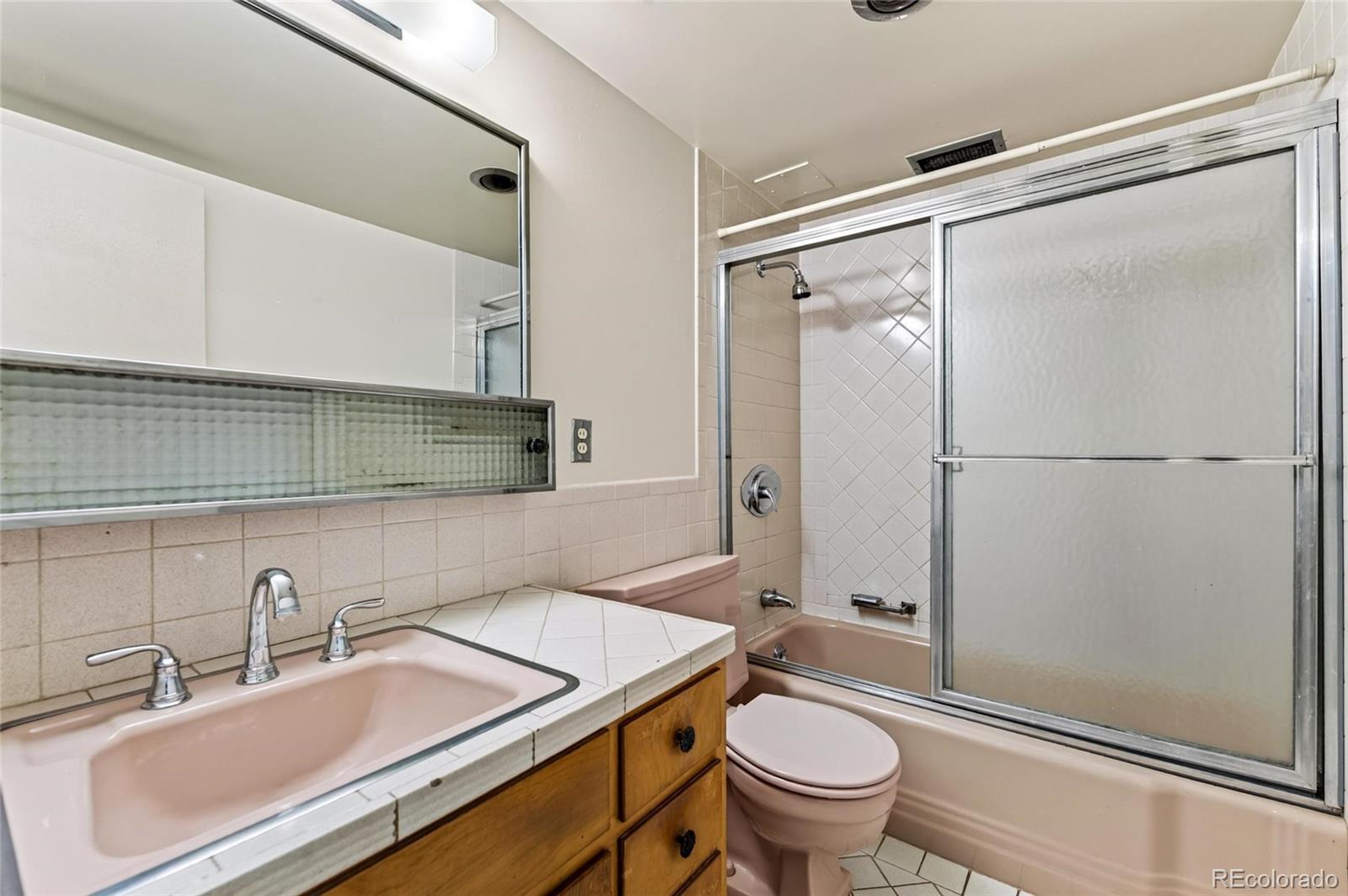 MLS Image #15 for 1223  race street,denver, Colorado