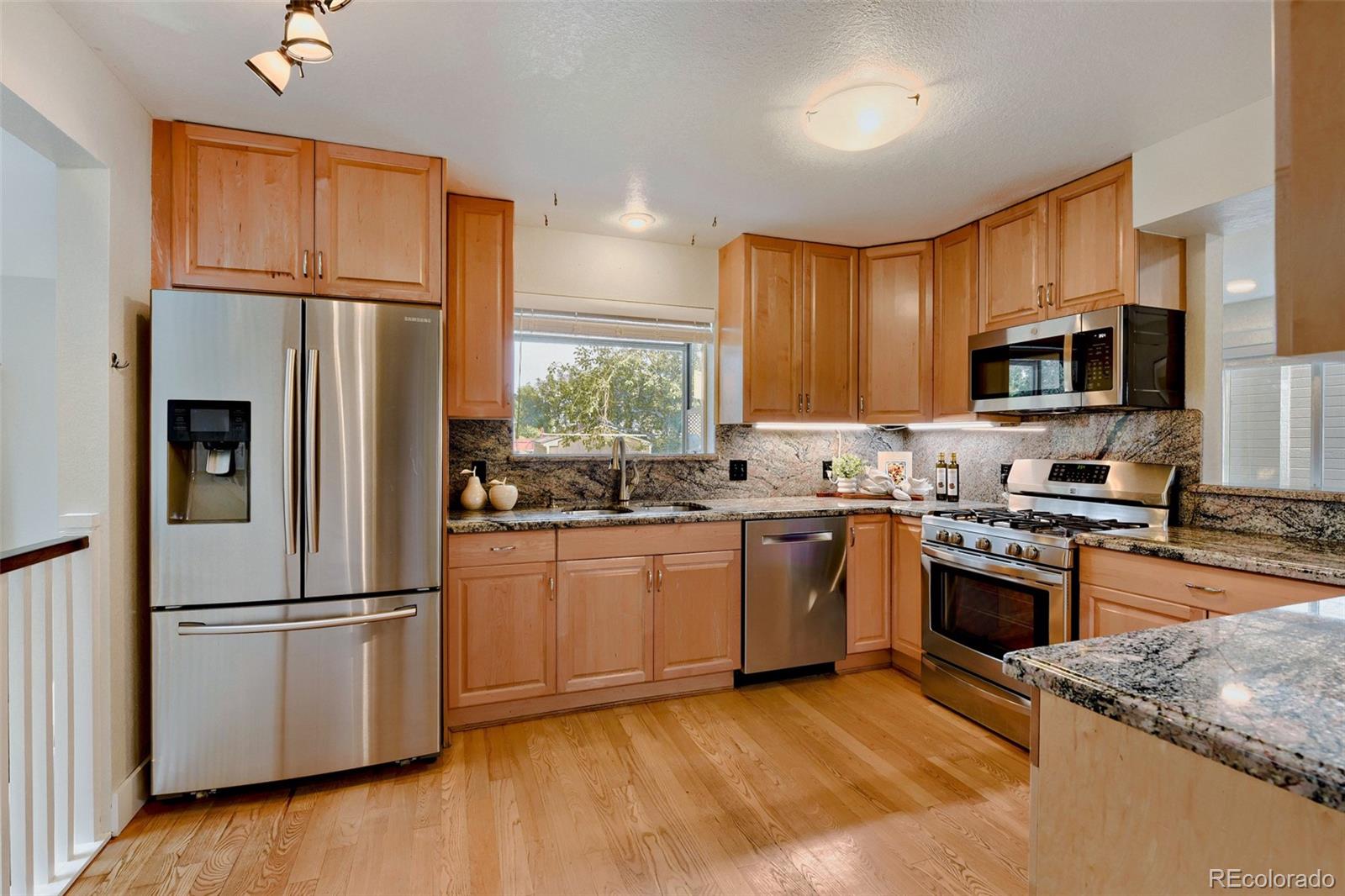 MLS Image #5 for 5370 s union way,littleton, Colorado