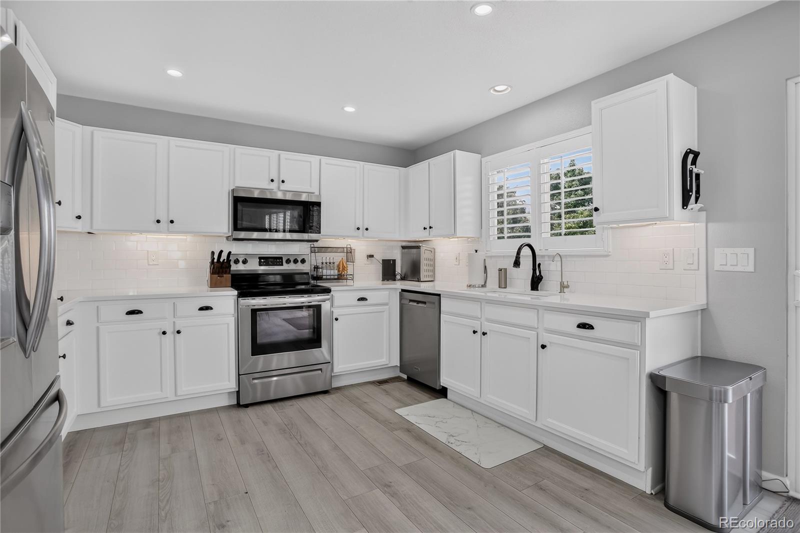MLS Image #12 for 9576  high cliffe street,littleton, Colorado