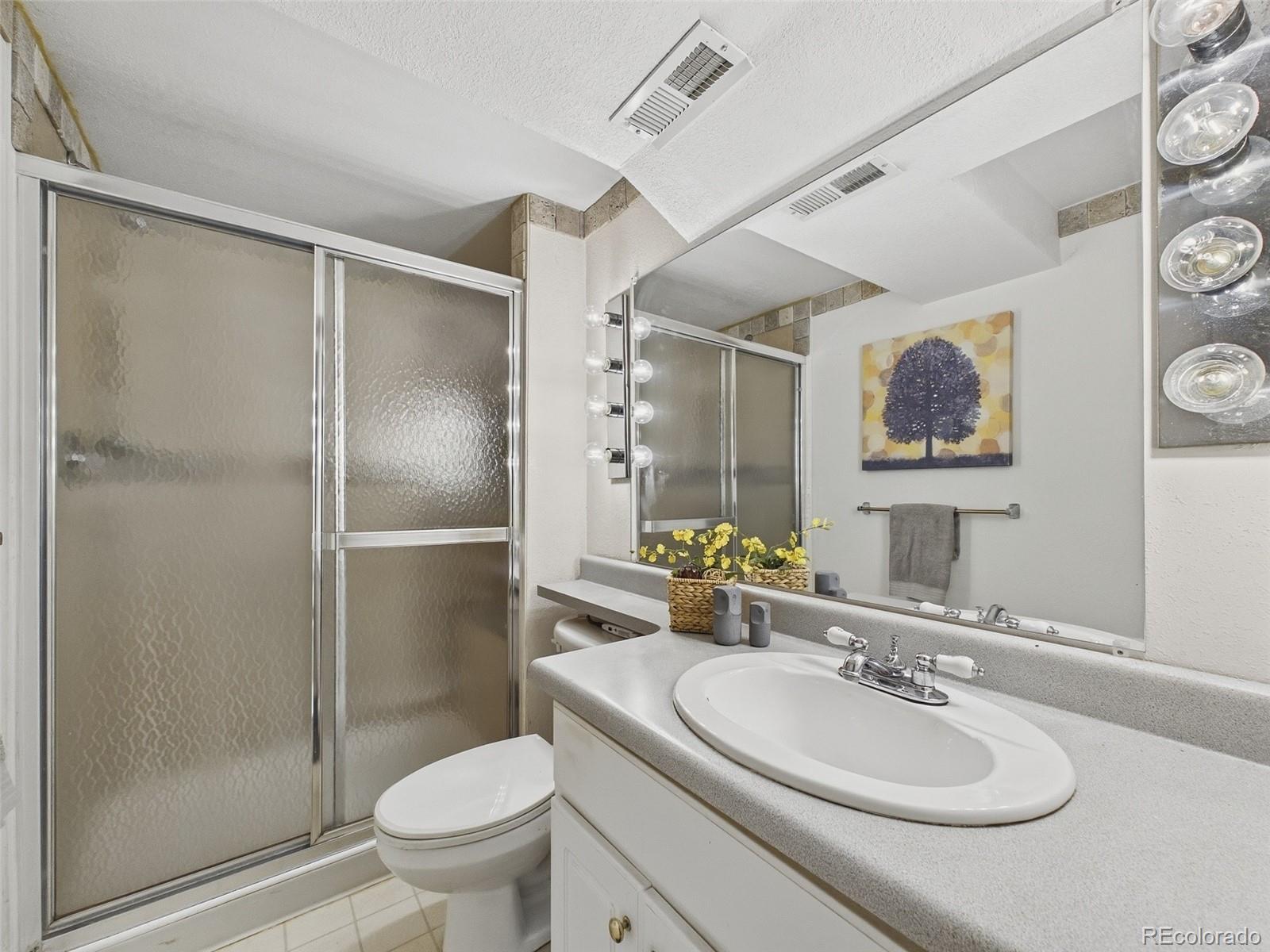 MLS Image #15 for 4685 s raleigh street,denver, Colorado