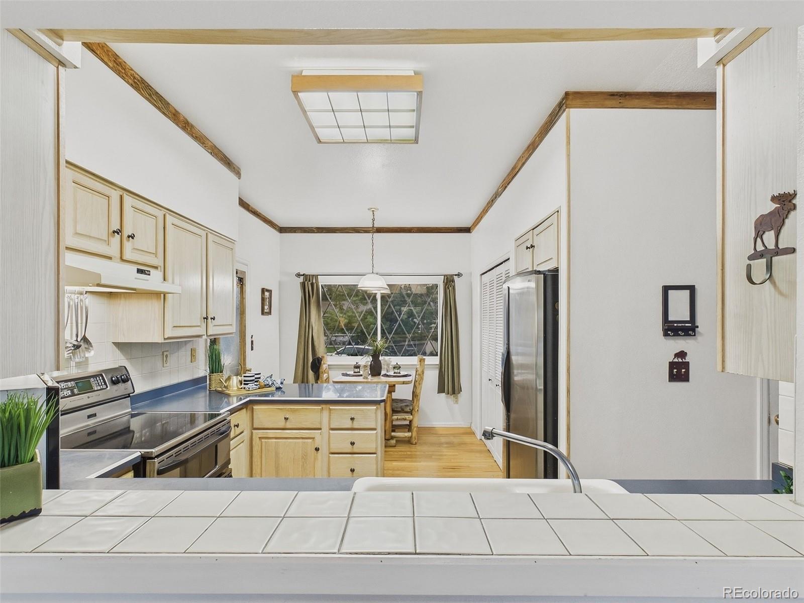 MLS Image #19 for 4685 s raleigh street,denver, Colorado