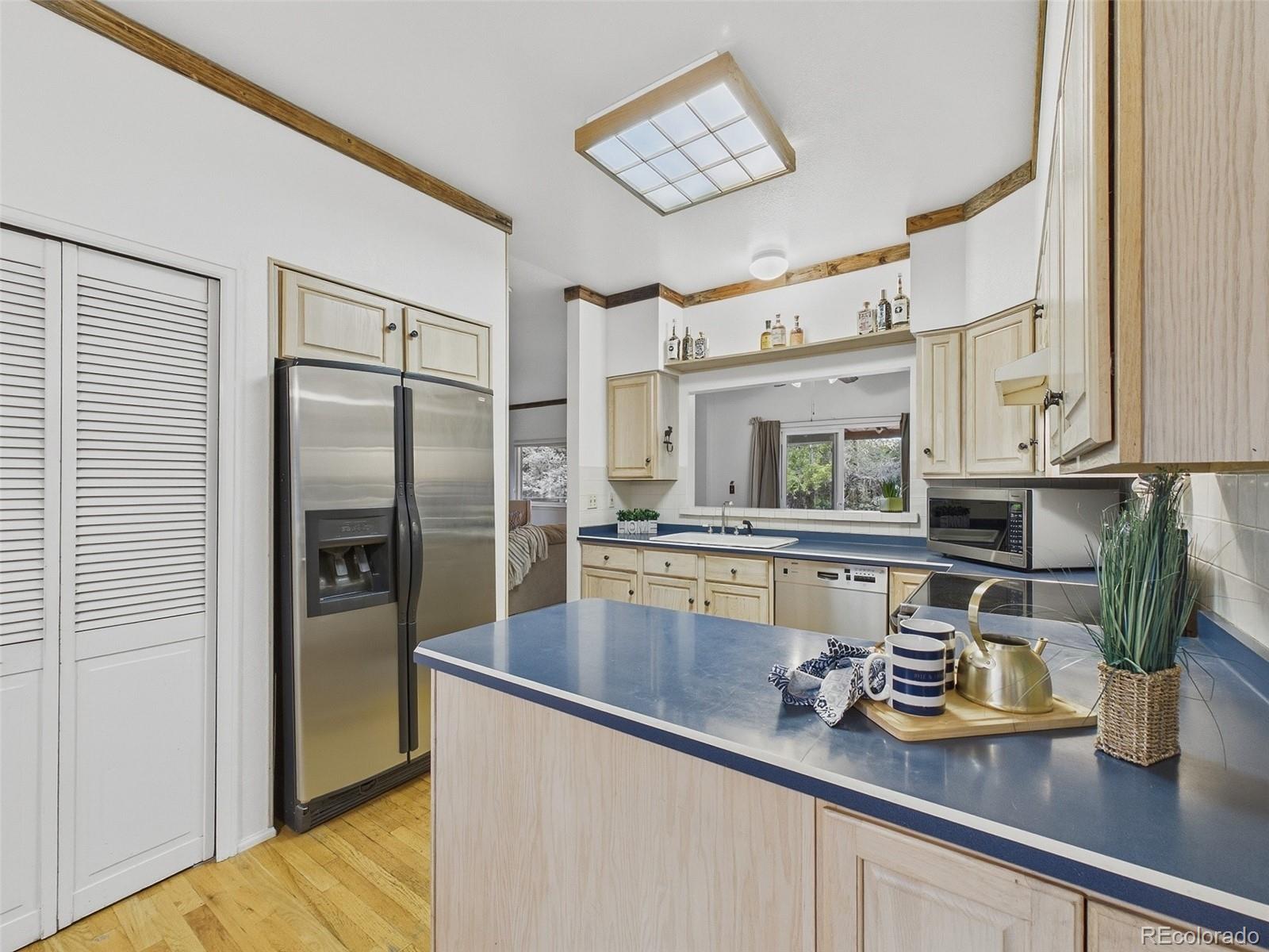 MLS Image #3 for 4685 s raleigh street,denver, Colorado