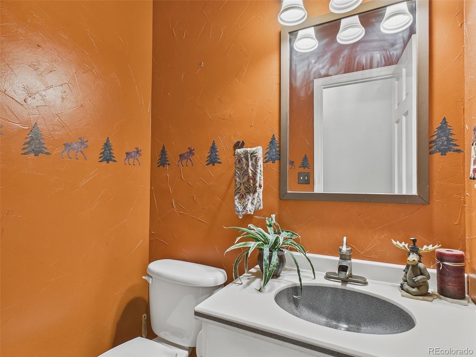 MLS Image #5 for 4685 s raleigh street,denver, Colorado