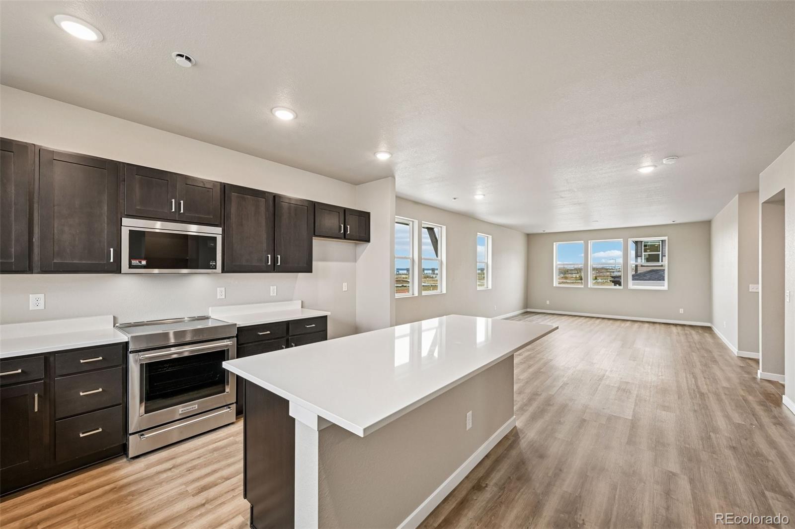 MLS Image #11 for 24111 e 54th place,aurora, Colorado
