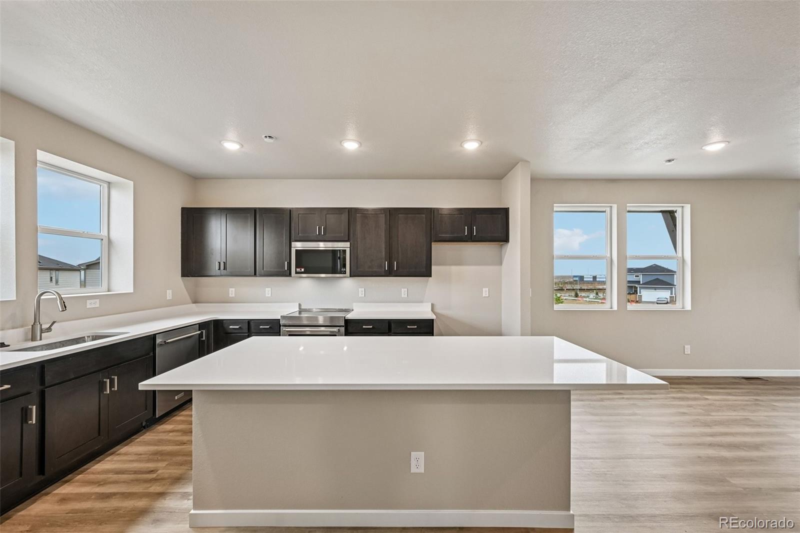 MLS Image #12 for 24111 e 54th place,aurora, Colorado