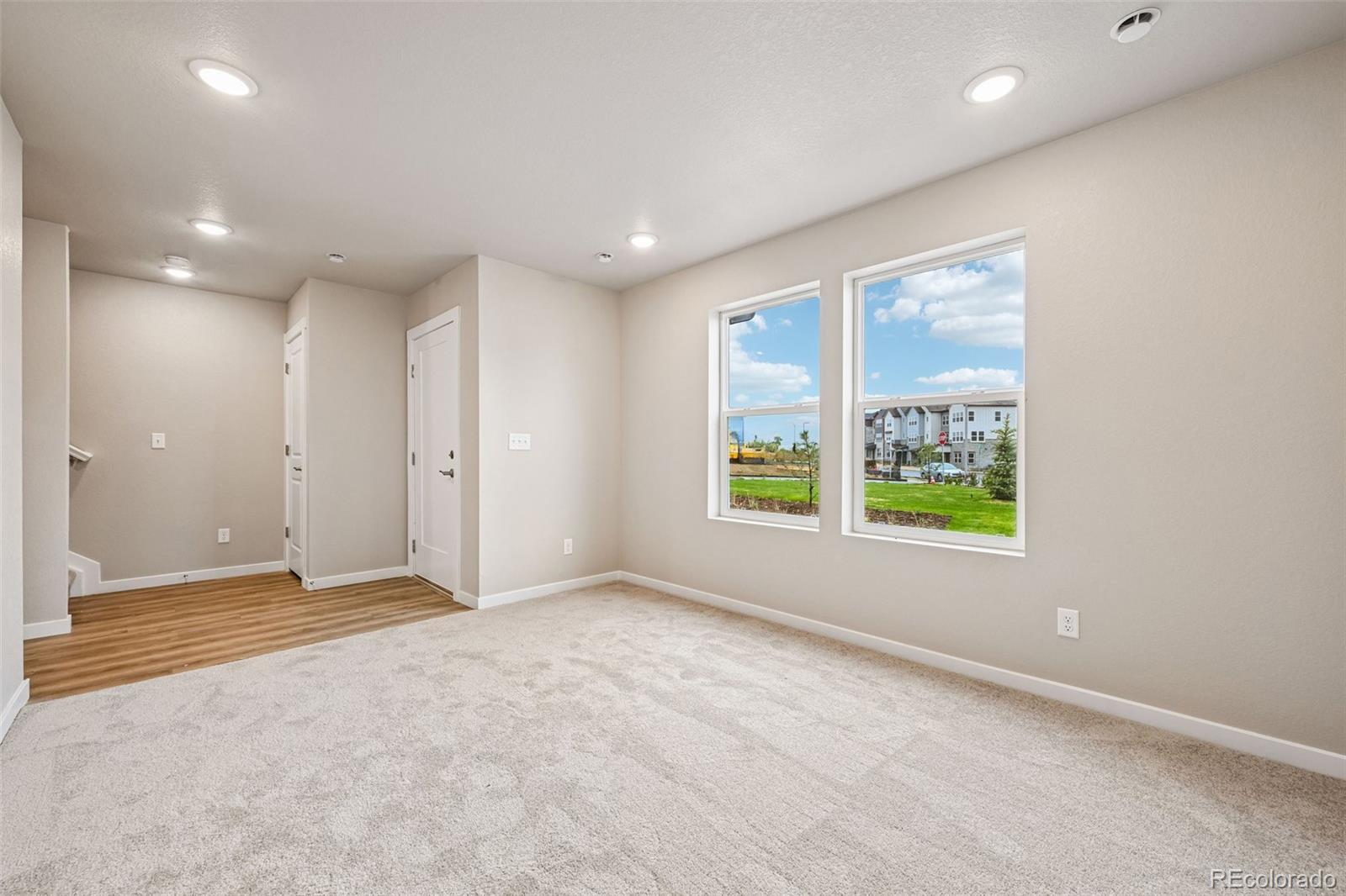 MLS Image #19 for 24111 e 54th place,aurora, Colorado