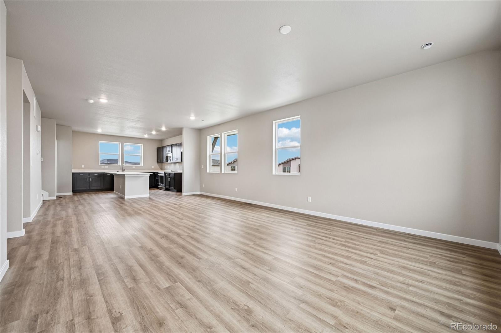 MLS Image #5 for 24111 e 54th place,aurora, Colorado
