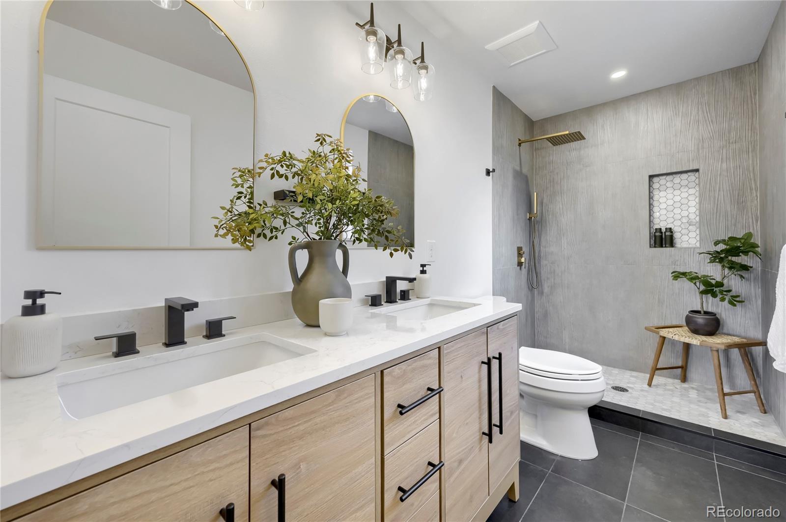 MLS Image #11 for 11622 w 71st avenue,arvada, Colorado