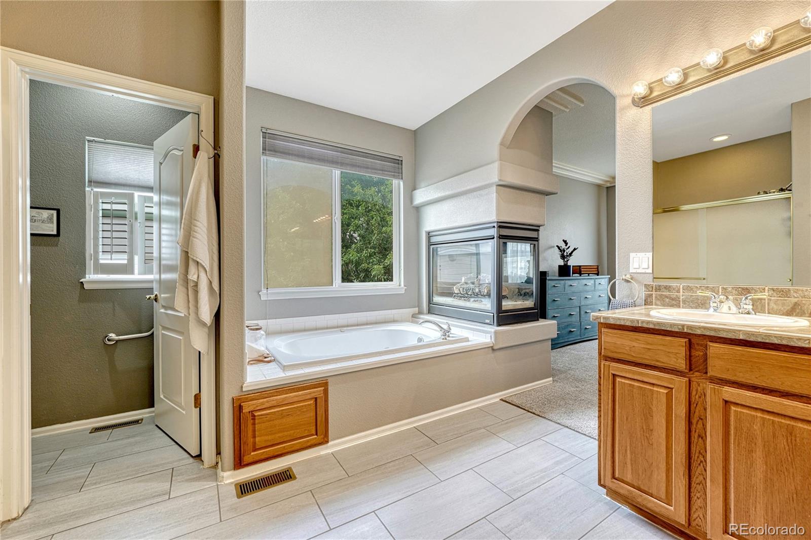 MLS Image #16 for 15805  dawson creek drive,monument, Colorado
