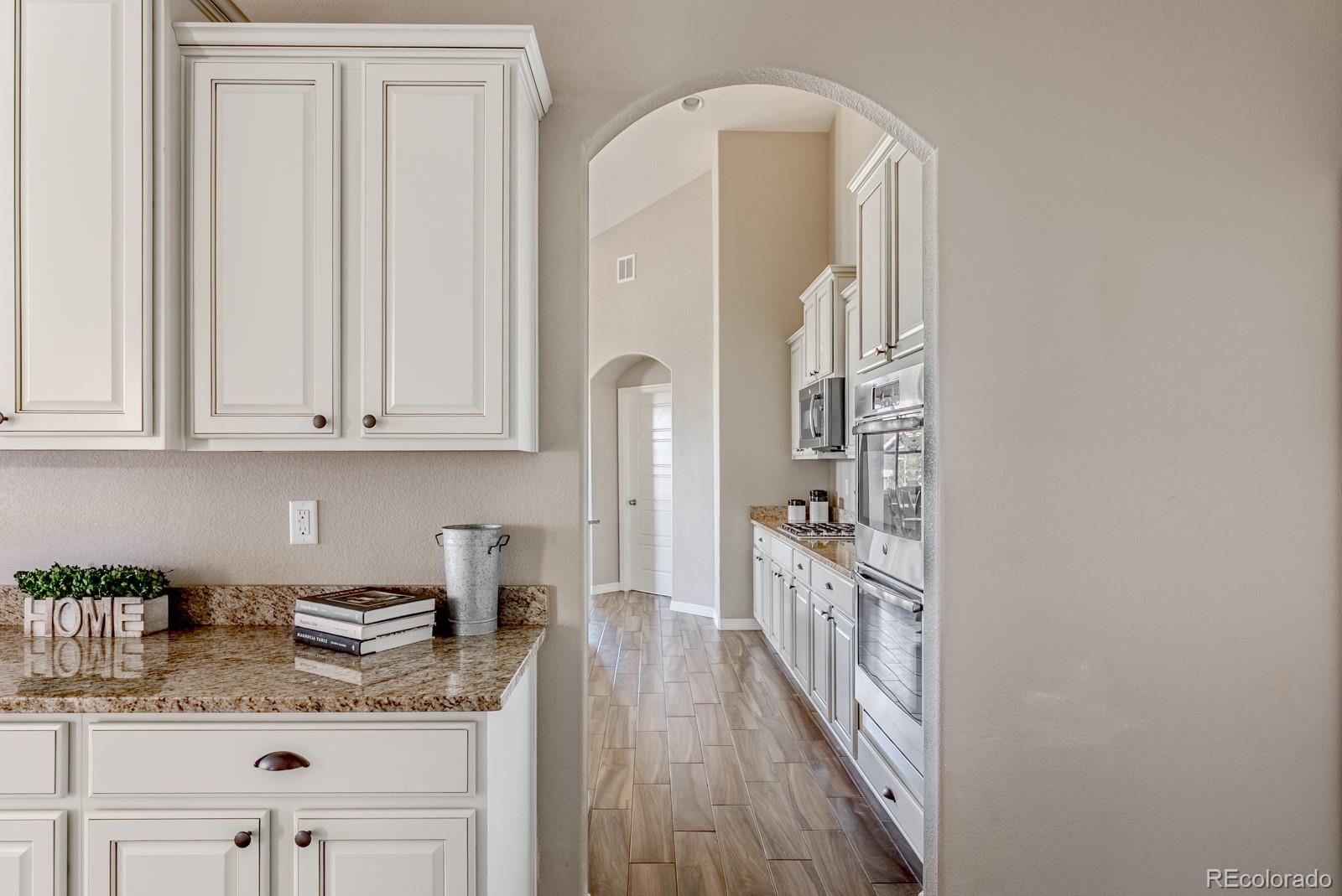 MLS Image #14 for 10293  nucla street,commerce city, Colorado