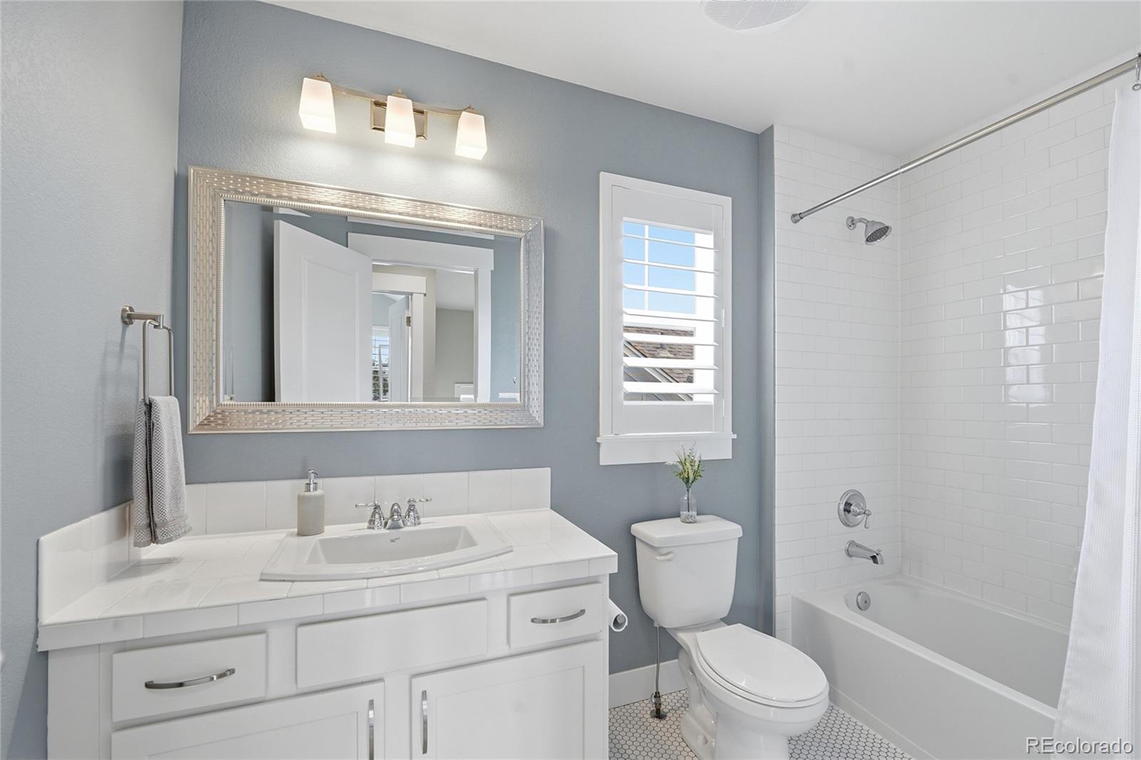 MLS Image #19 for 523  straight creek way,lafayette, Colorado