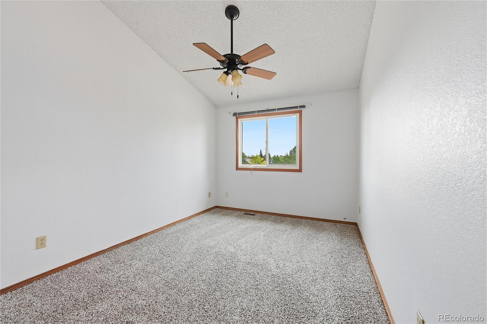 MLS Image #17 for 2849 e 102nd avenue,denver, Colorado