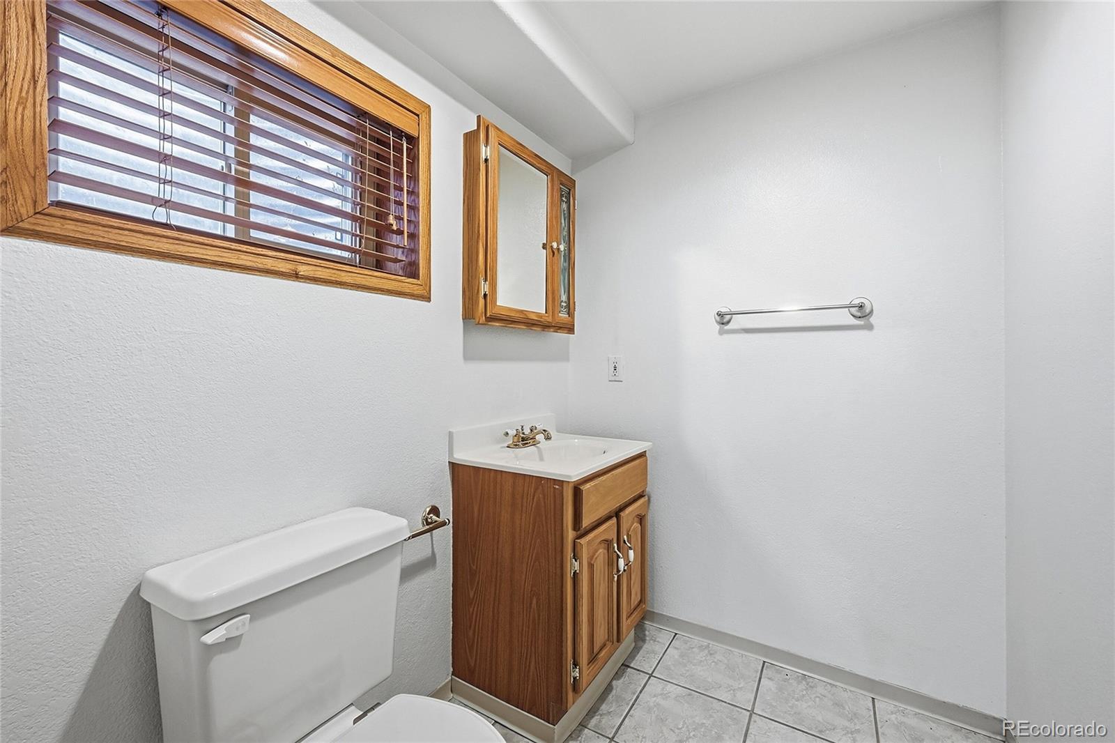 MLS Image #22 for 2849 e 102nd avenue,denver, Colorado
