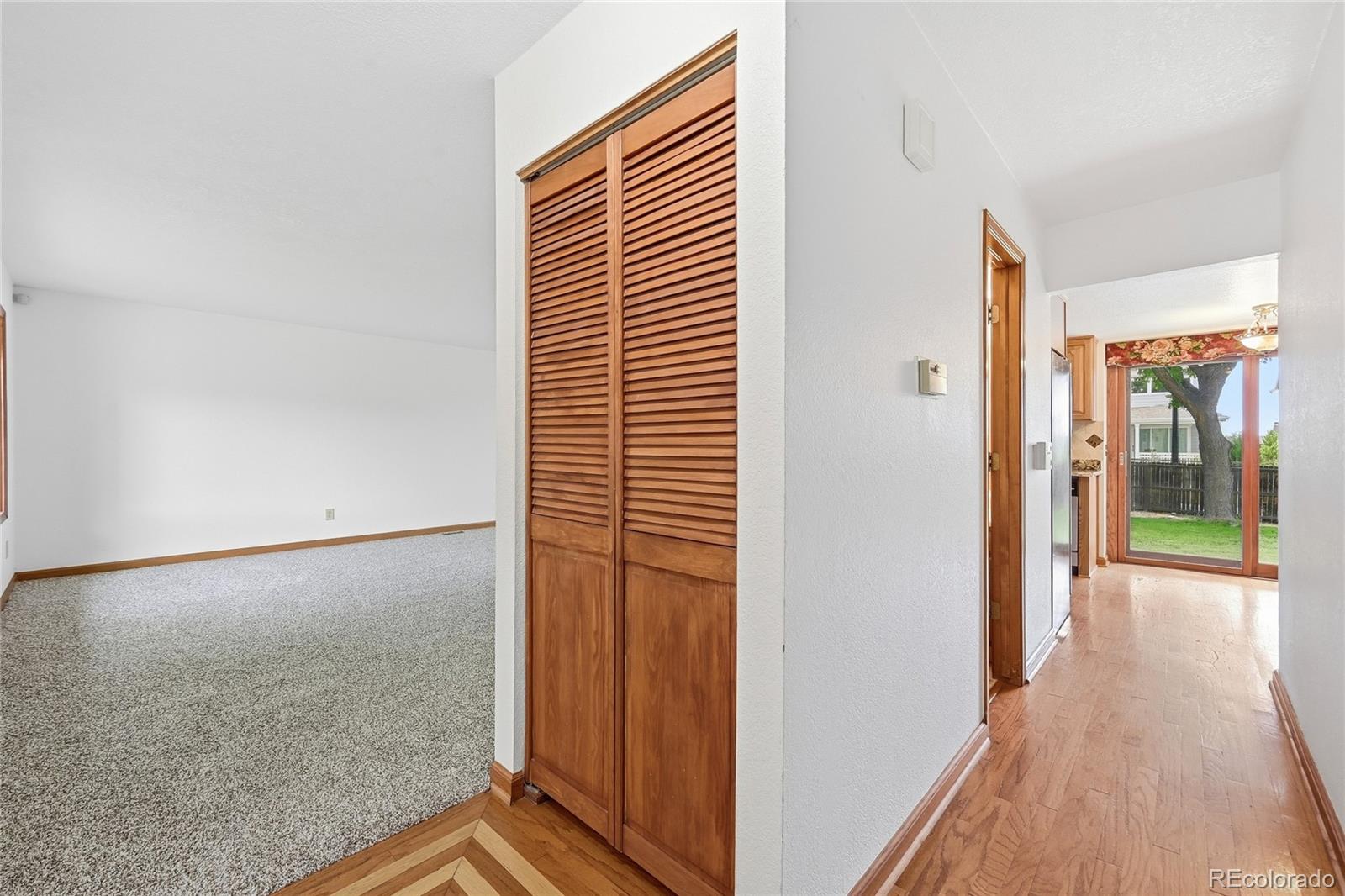 MLS Image #4 for 2849 e 102nd avenue,denver, Colorado