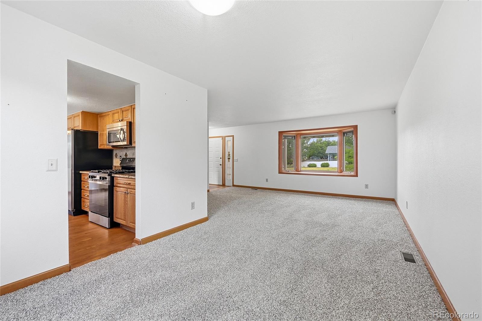 MLS Image #5 for 2849 e 102nd avenue,denver, Colorado