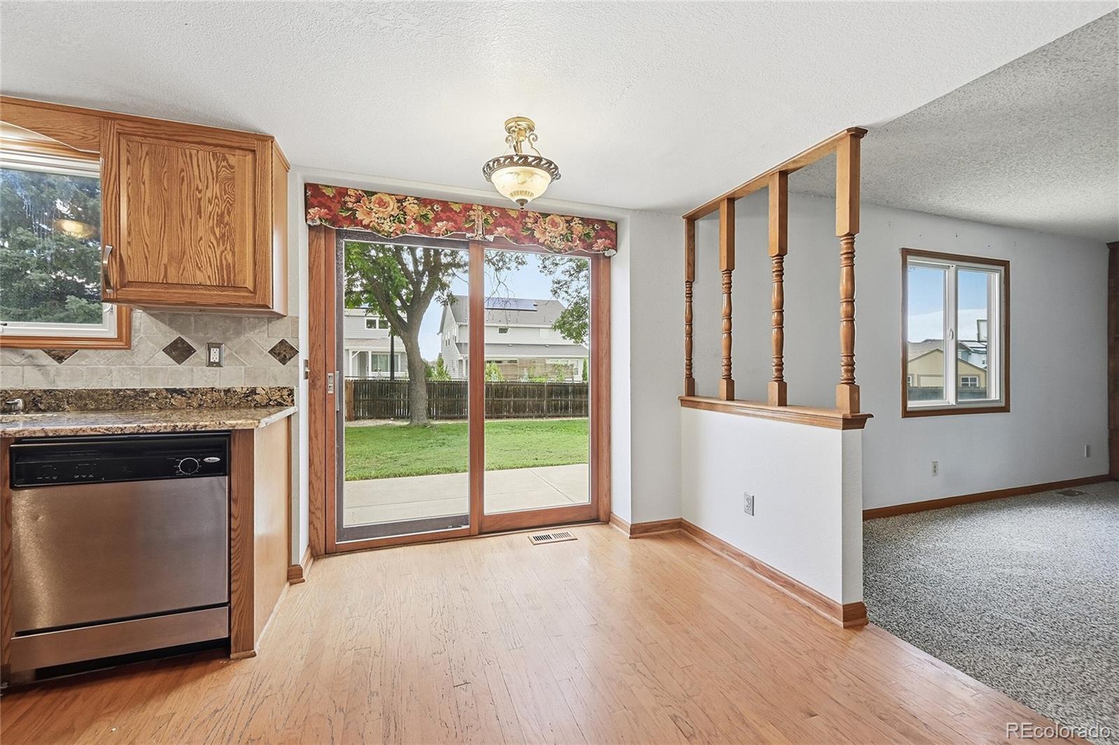 MLS Image #7 for 2849 e 102nd avenue,denver, Colorado