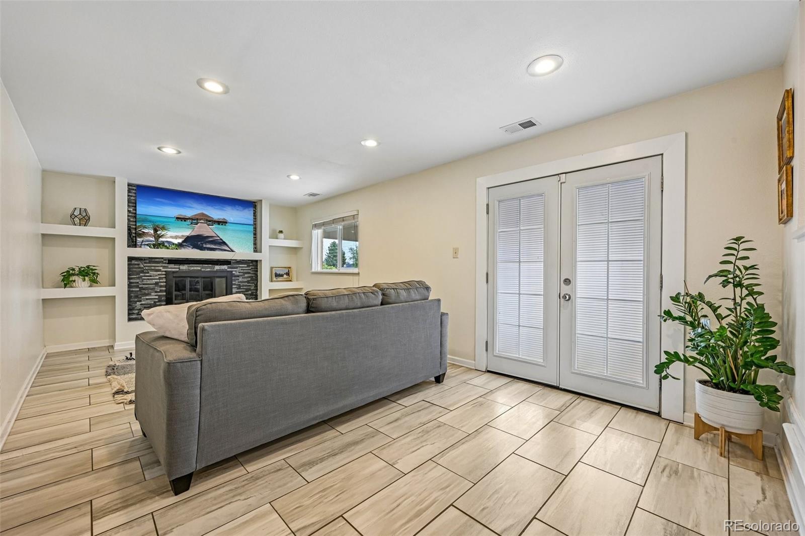 MLS Image #17 for 392  zion street,aurora, Colorado