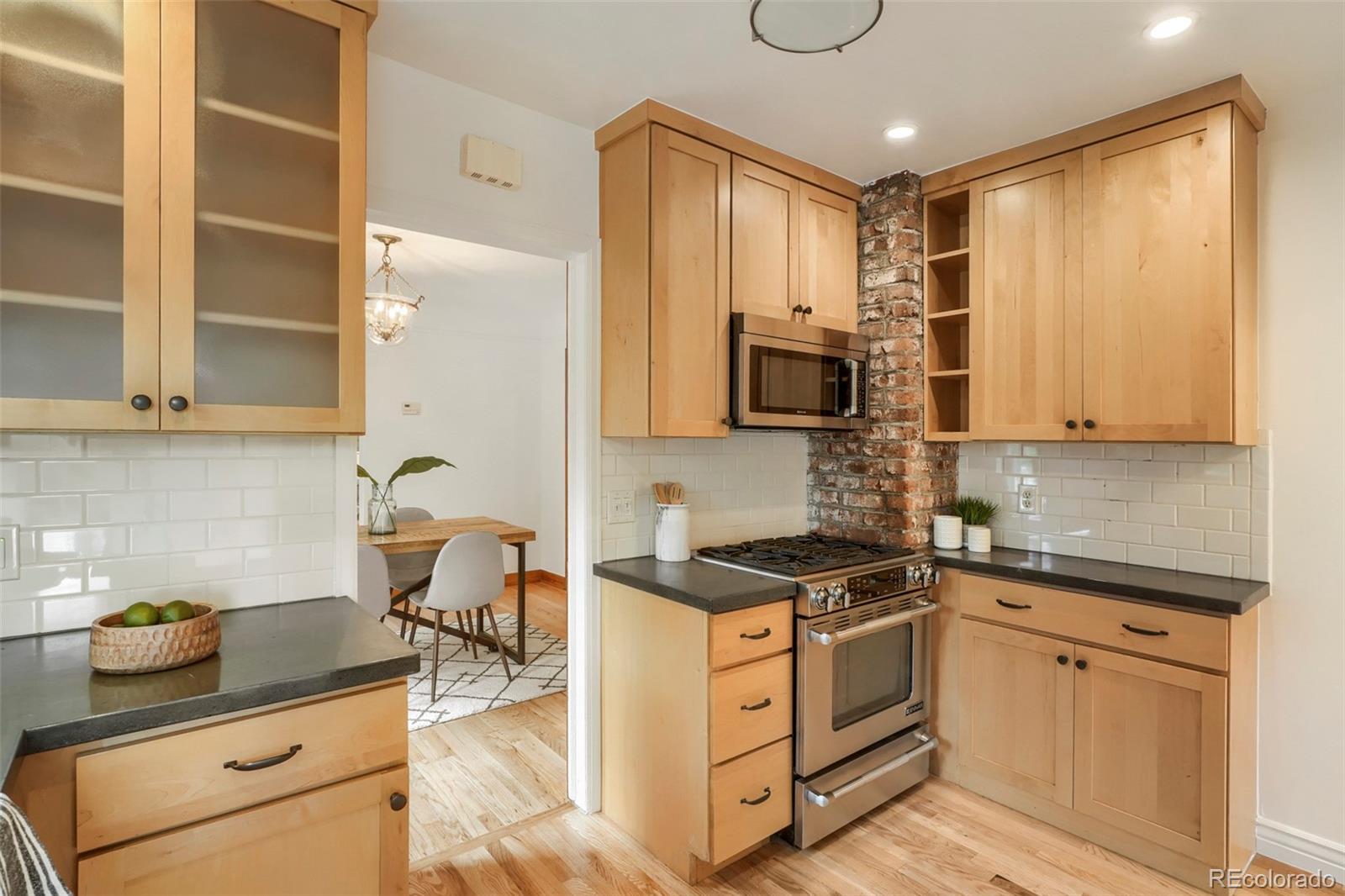 MLS Image #13 for 1200  hudson street,denver, Colorado
