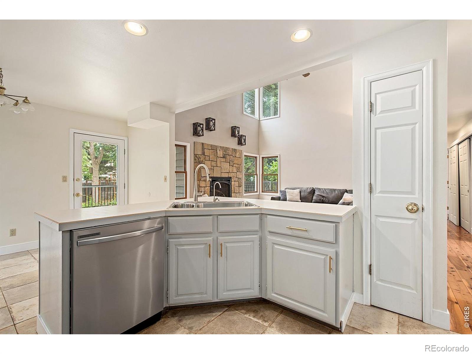 MLS Image #6 for 2827  garrett drive,fort collins, Colorado