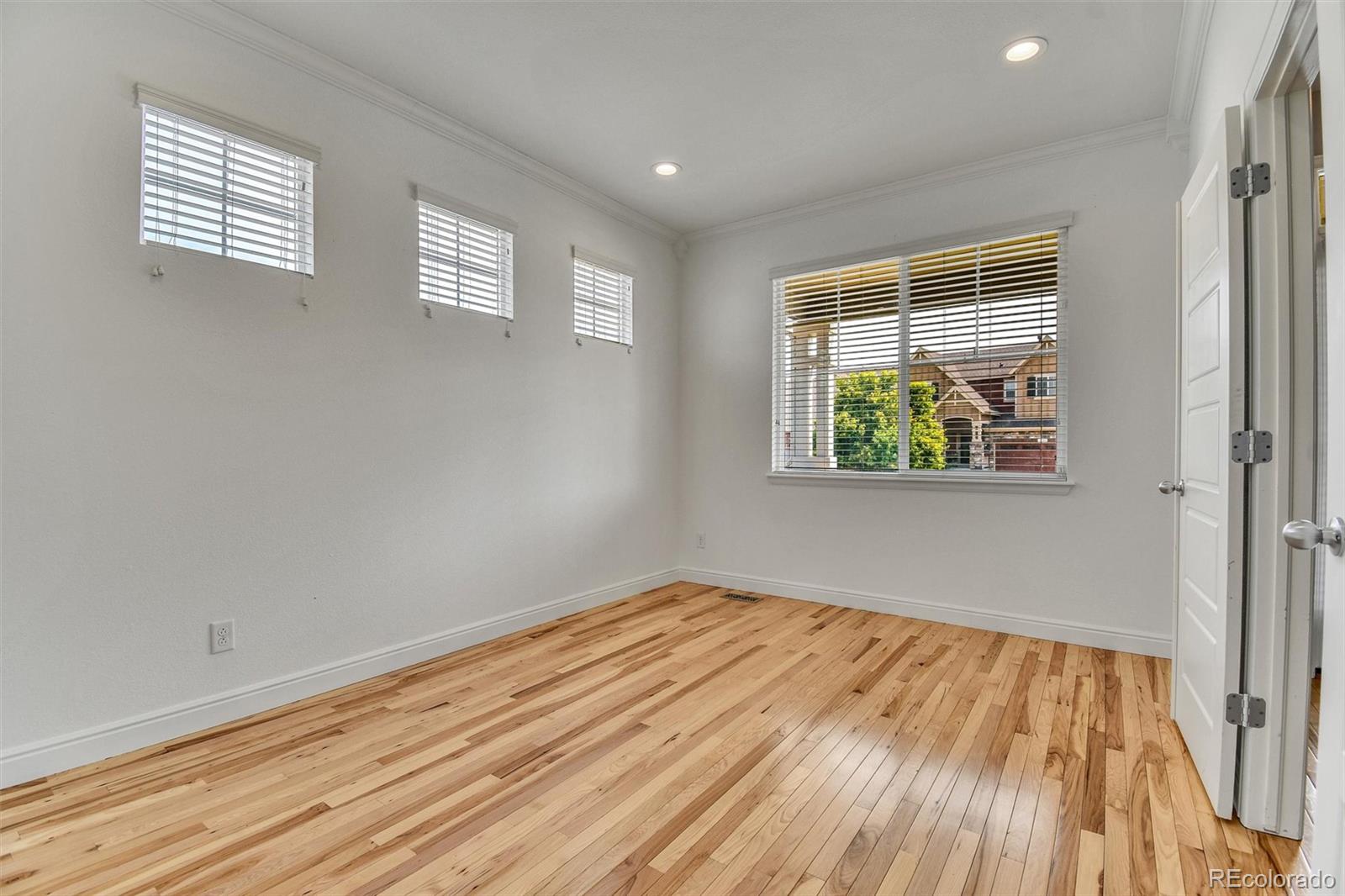 MLS Image #7 for 10121  norfolk street,commerce city, Colorado