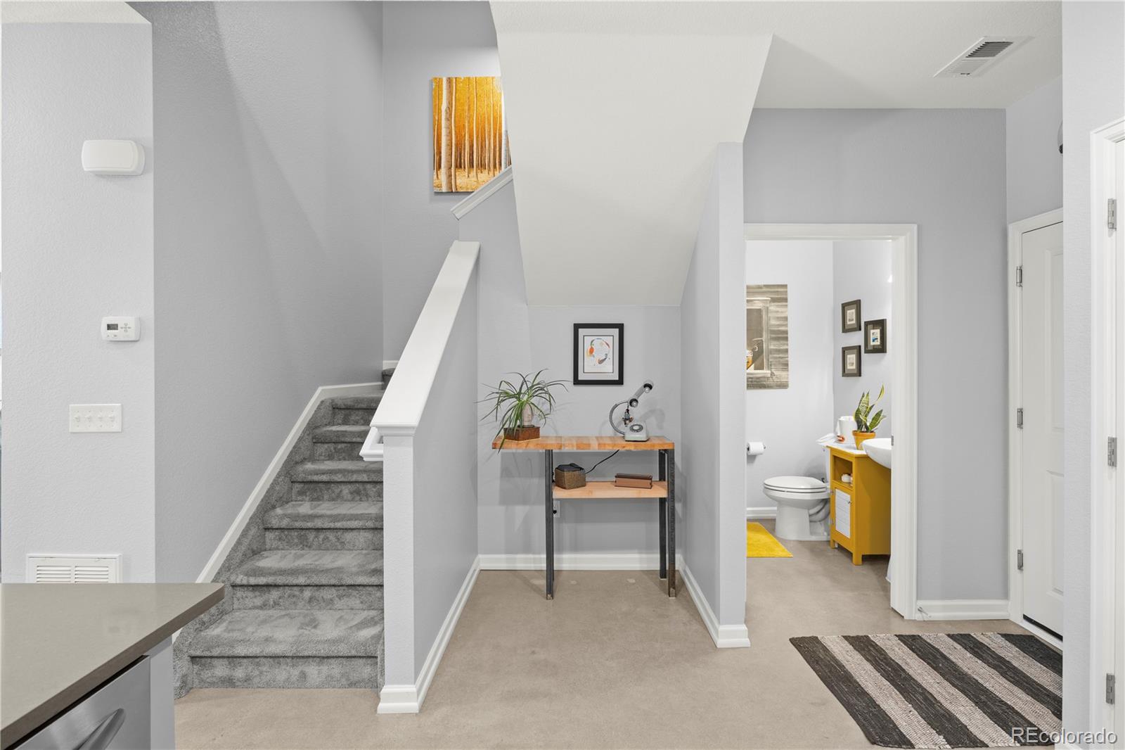 MLS Image #12 for 562 e dry creek place,littleton, Colorado