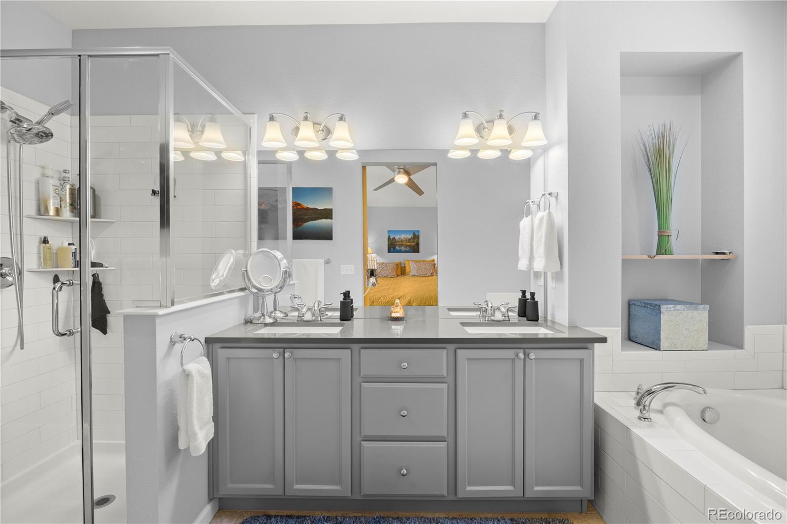 MLS Image #19 for 562 e dry creek place,littleton, Colorado