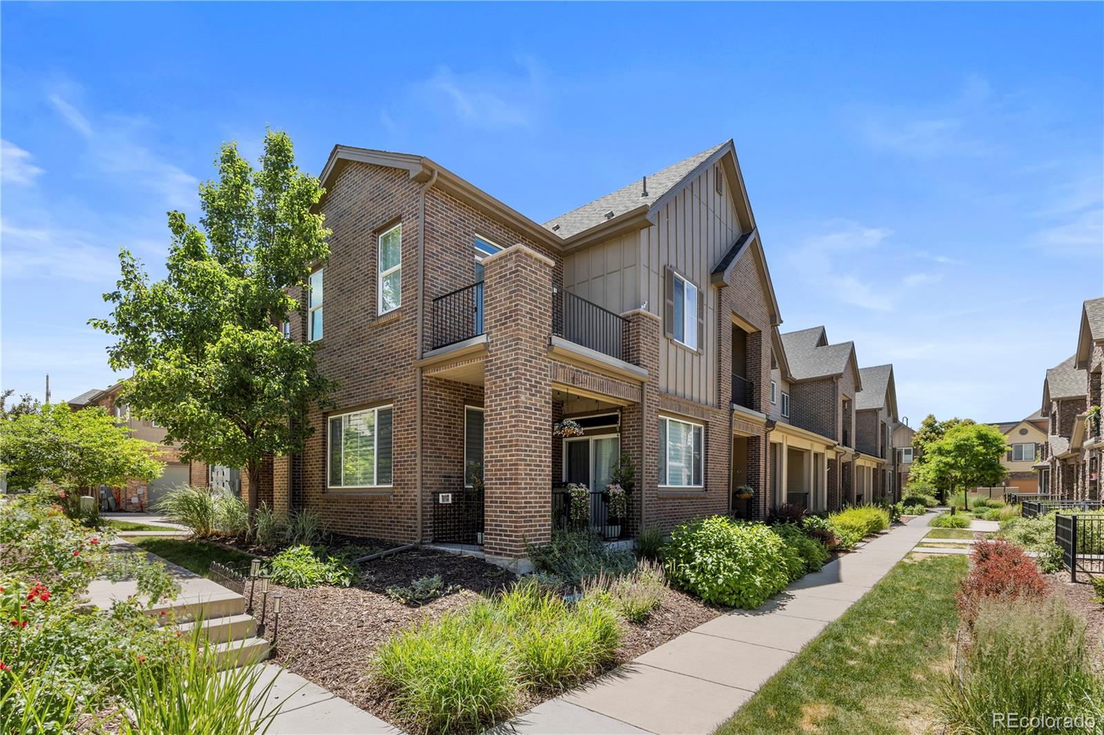 MLS Image #27 for 562 e dry creek place,littleton, Colorado