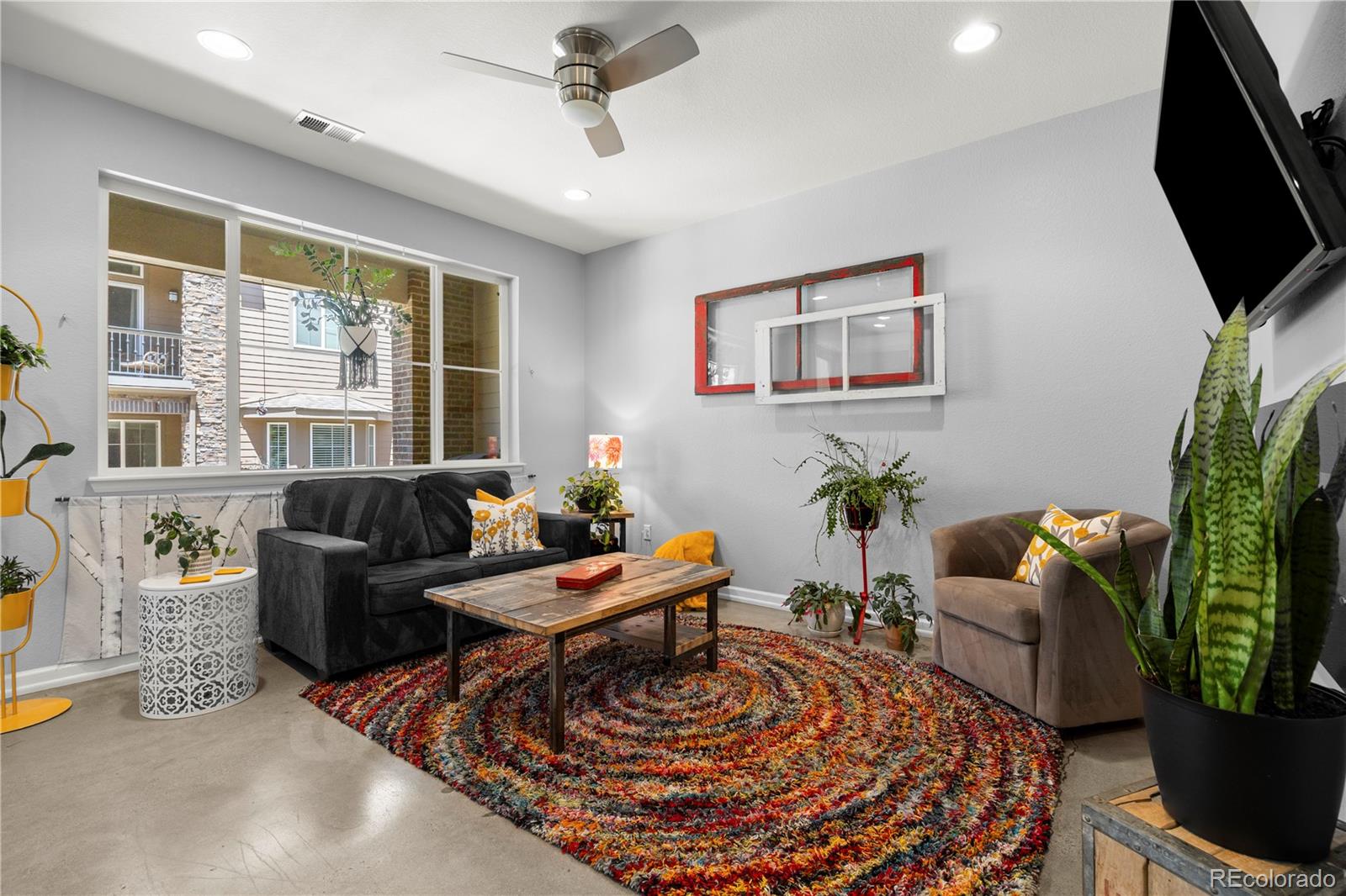 MLS Image #6 for 562 e dry creek place,littleton, Colorado