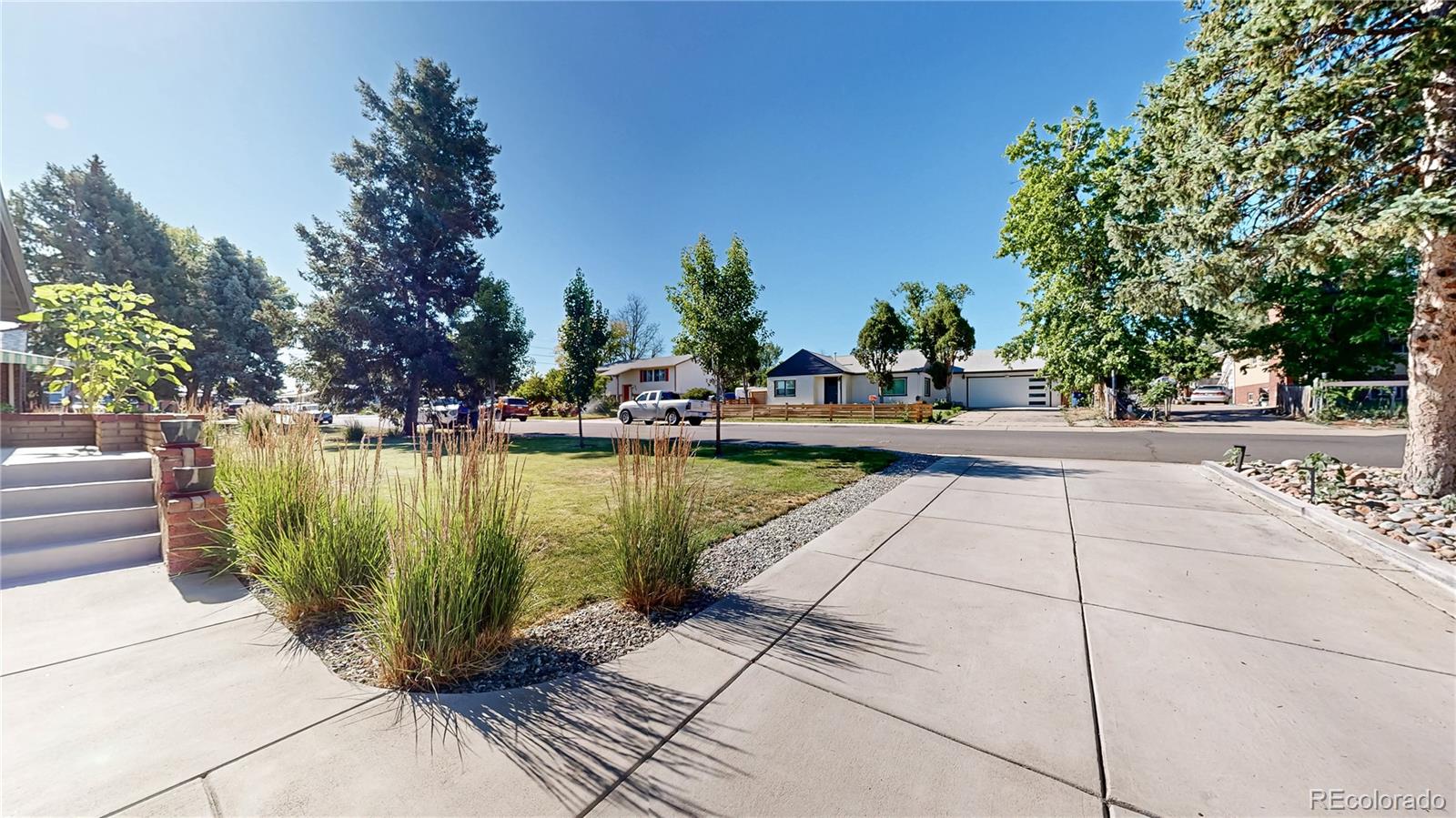 MLS Image #6 for 2221 w moffat place,denver, Colorado
