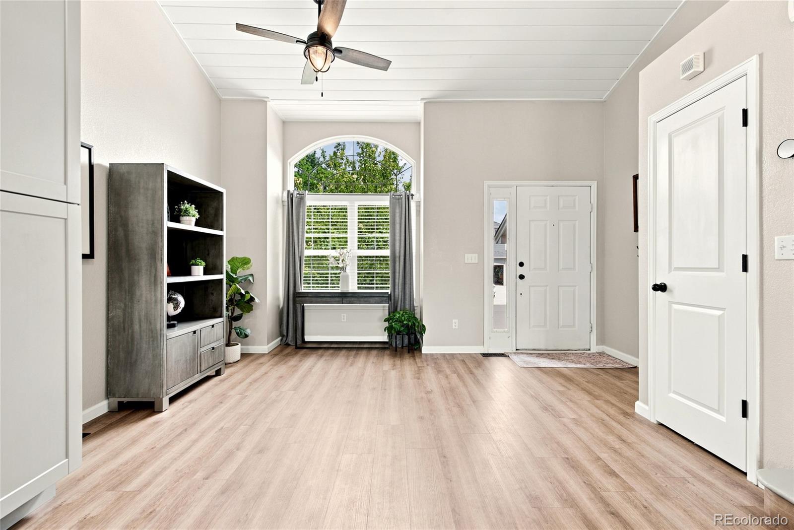 MLS Image #3 for 5191 s lisbon way,centennial, Colorado
