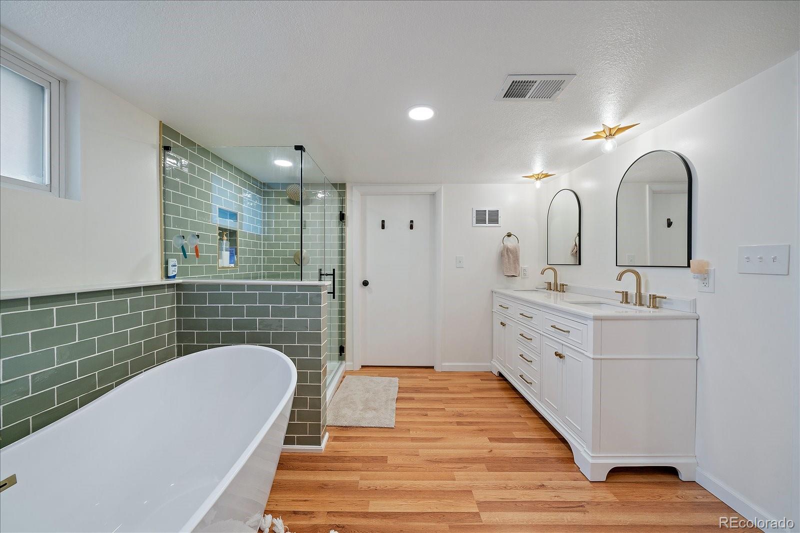 MLS Image #20 for 140 e louisiana avenue,denver, Colorado