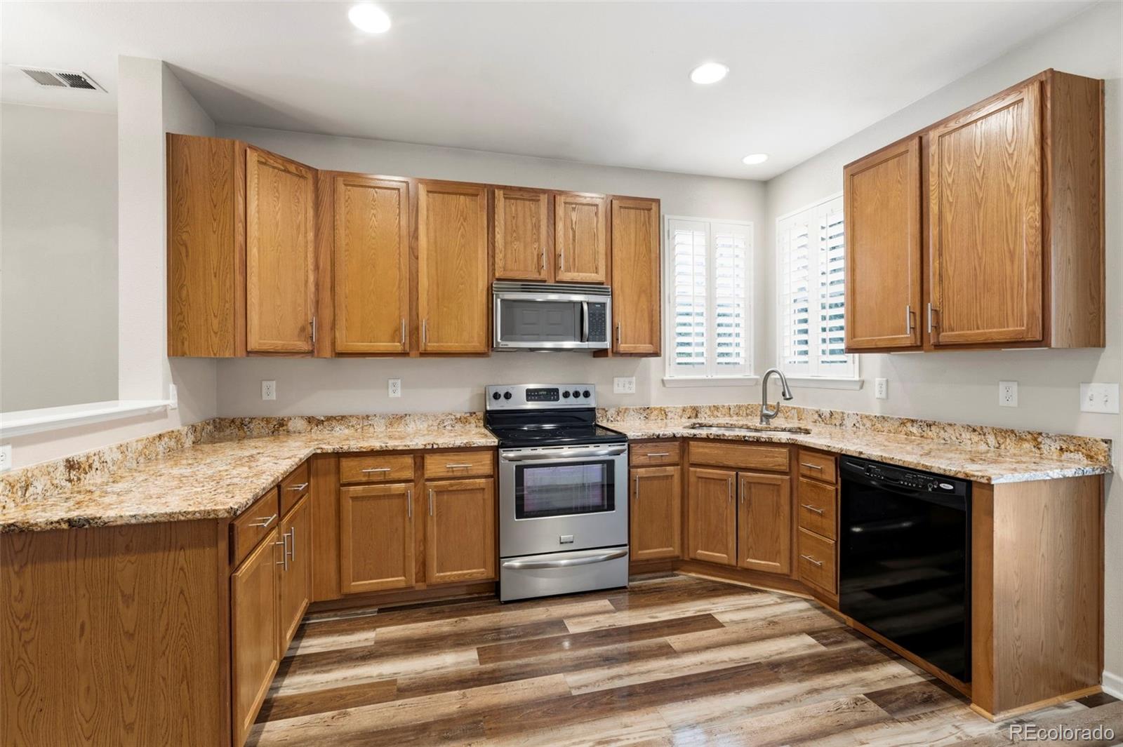 MLS Image #12 for 14317 e 101st avenue,commerce city, Colorado