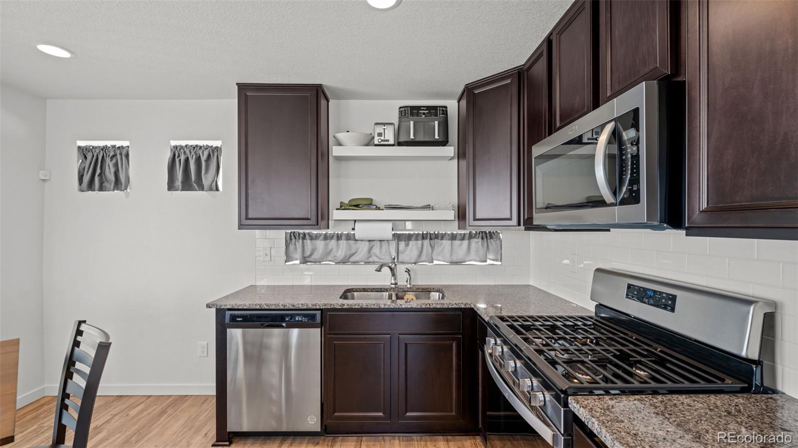 MLS Image #9 for 5756  thurless lane,colorado springs, Colorado