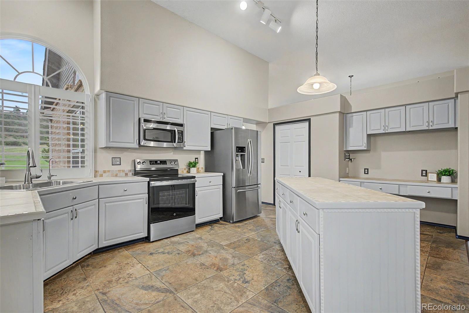 MLS Image #14 for 1280  carlson drive,colorado springs, Colorado