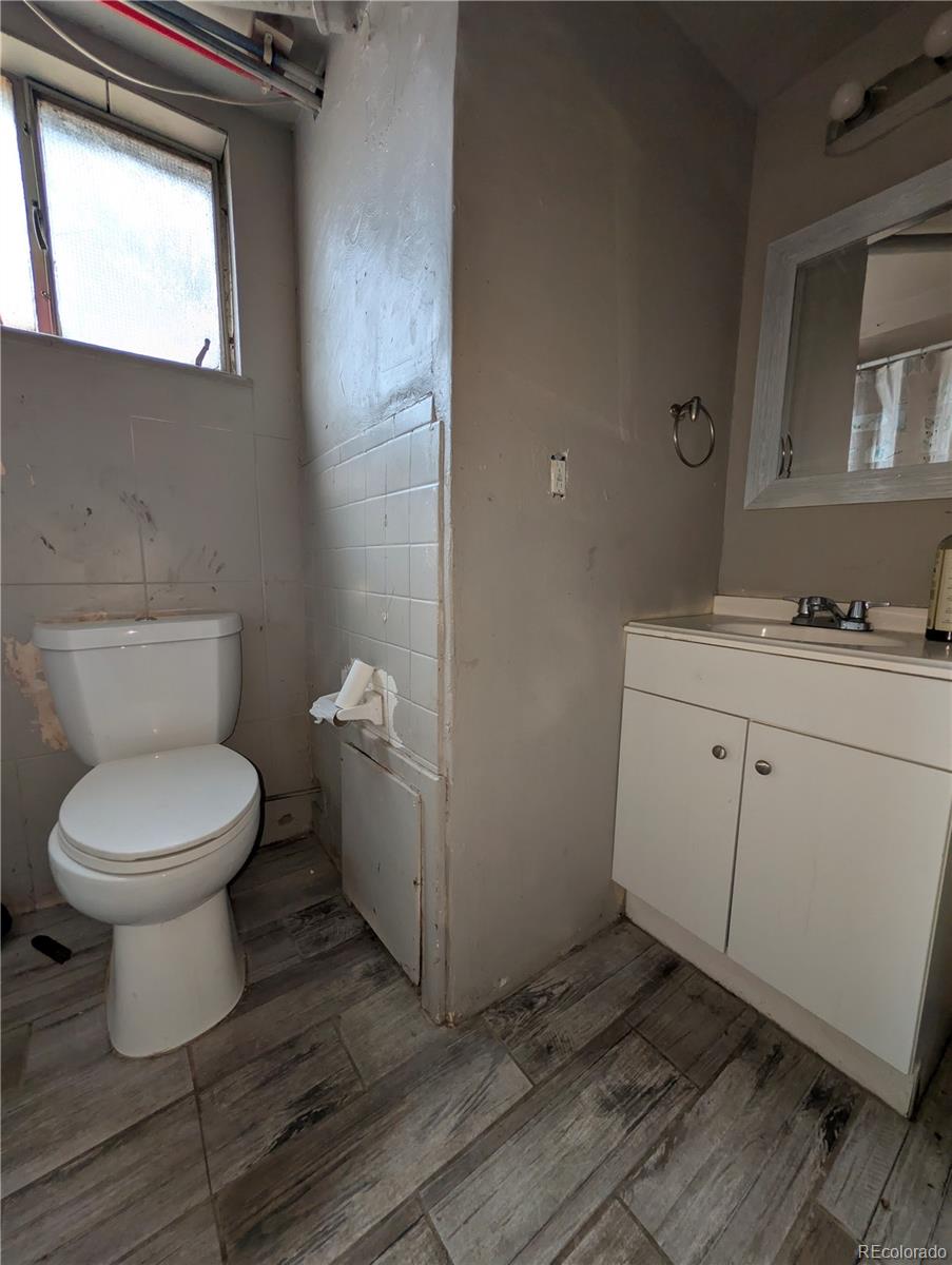 MLS Image #11 for 188 s dale court,denver, Colorado