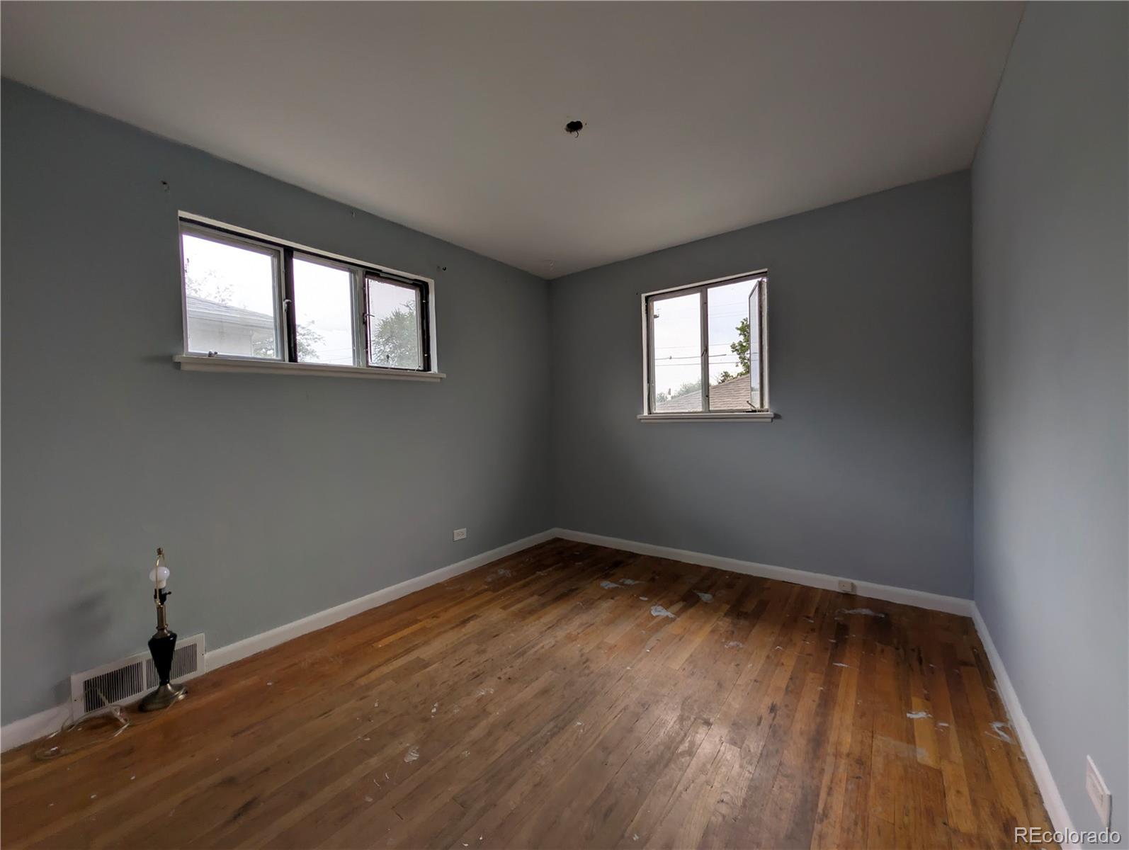 MLS Image #7 for 188 s dale court,denver, Colorado