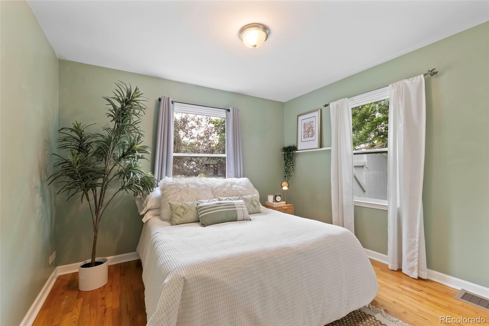 MLS Image #22 for 3766 s bannock street,englewood, Colorado