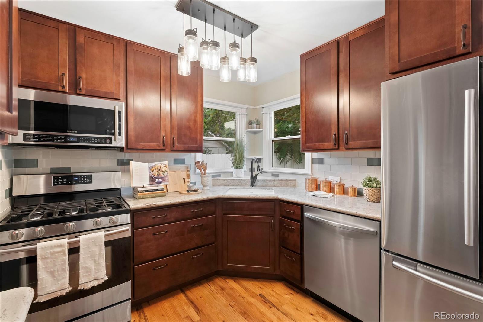 MLS Image #9 for 3766 s bannock street,englewood, Colorado