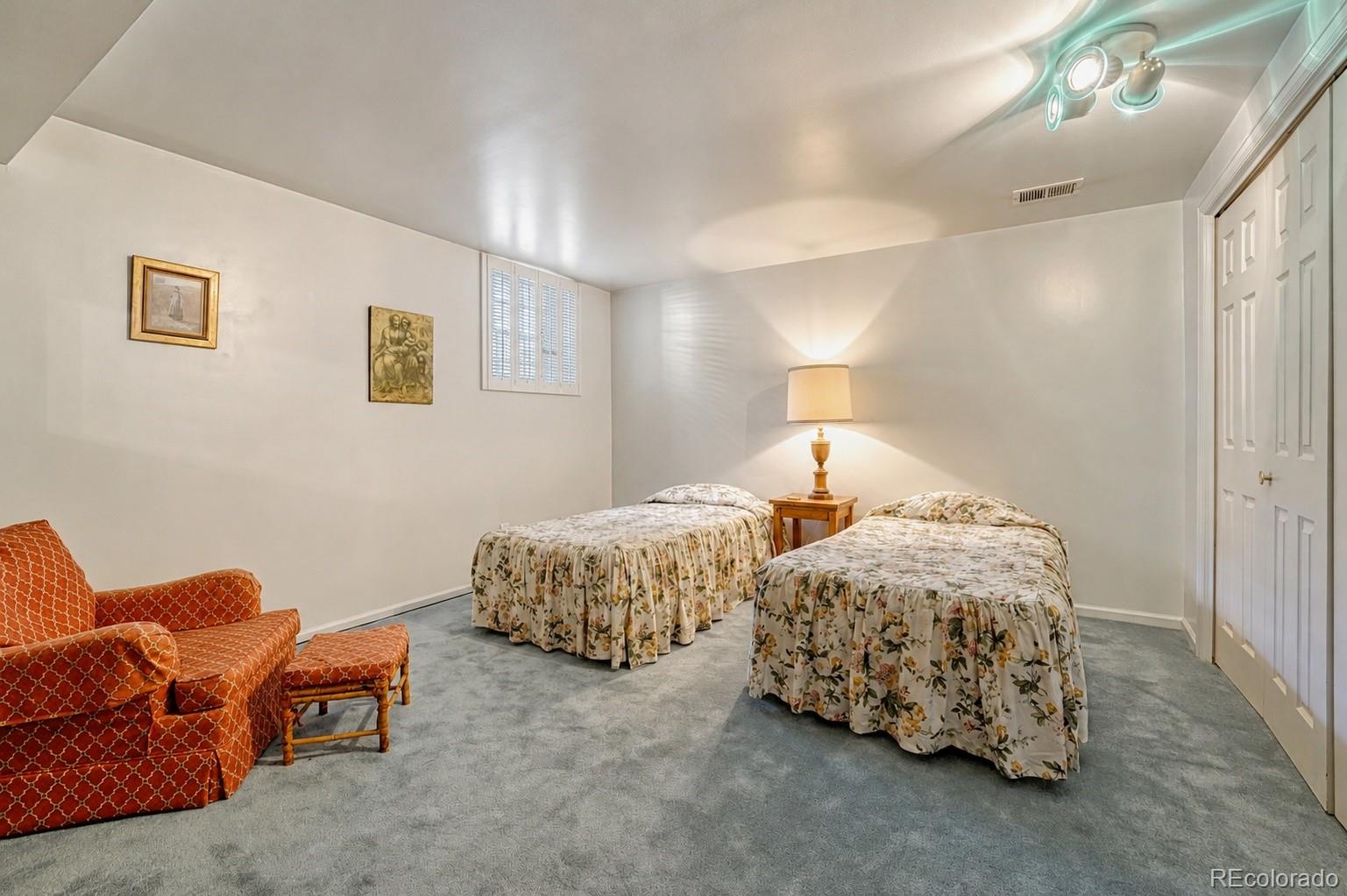 MLS Image #31 for 2800 s university boulevard,denver, Colorado