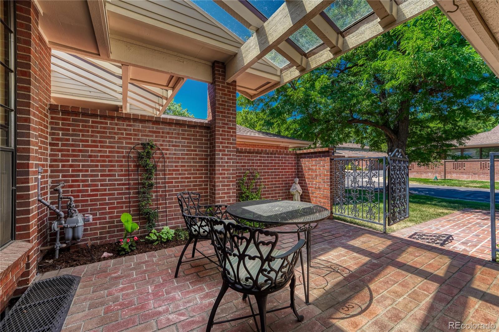 MLS Image #4 for 2800 s university boulevard,denver, Colorado