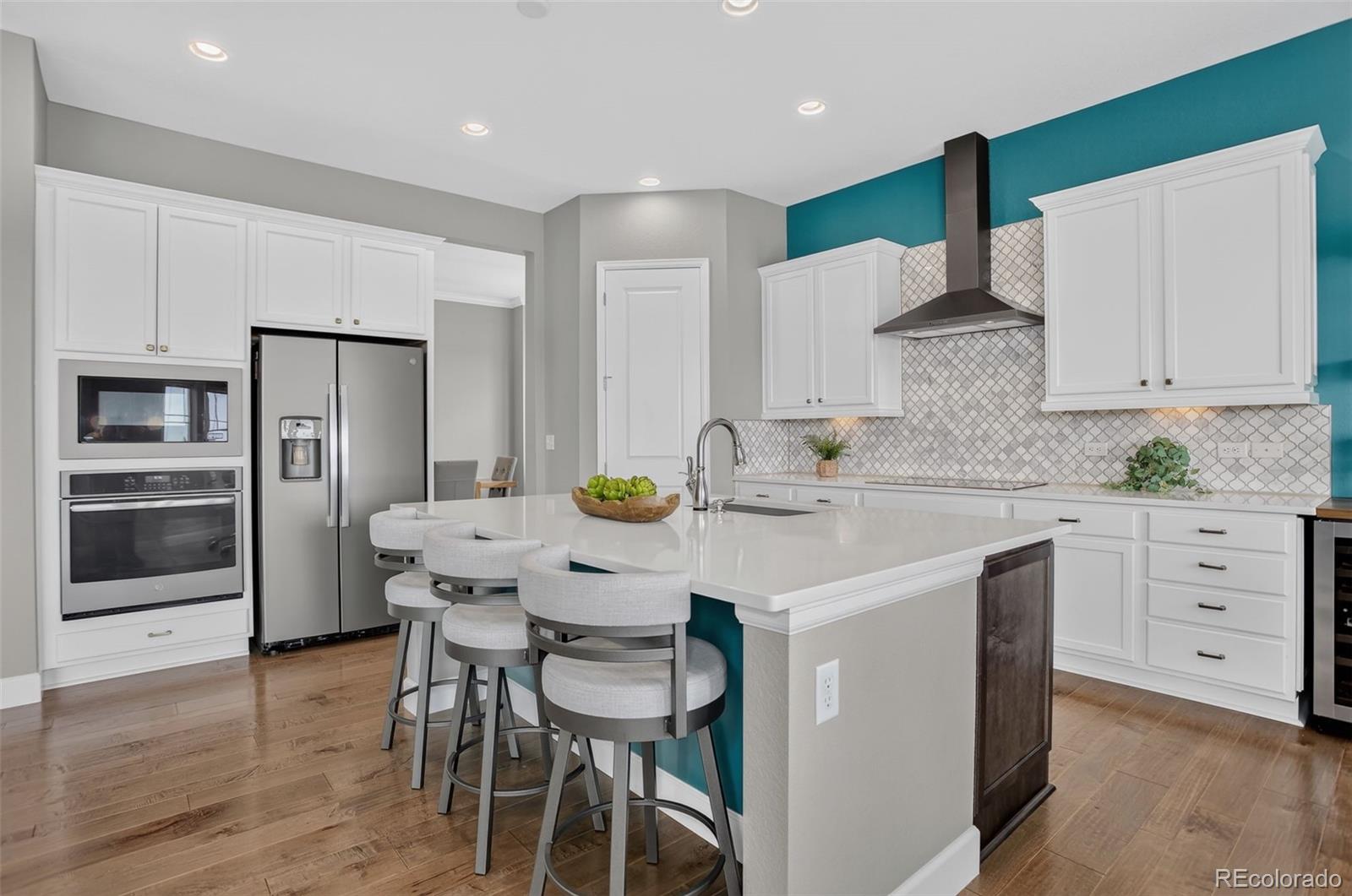 MLS Image #11 for 7100 s riverwood way,aurora, Colorado