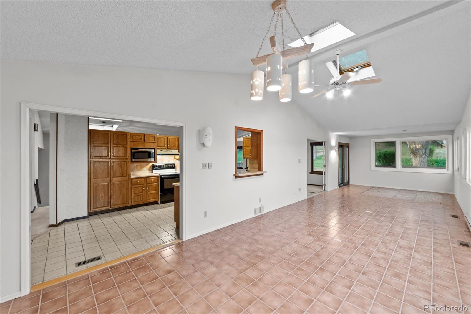 MLS Image #10 for 4165  mcpherson avenue,colorado springs, Colorado