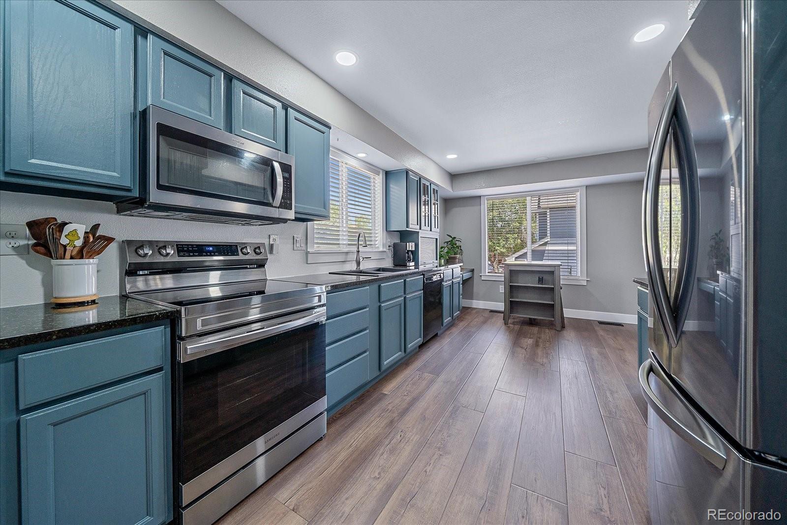 MLS Image #12 for 10518  bellaire street,thornton, Colorado