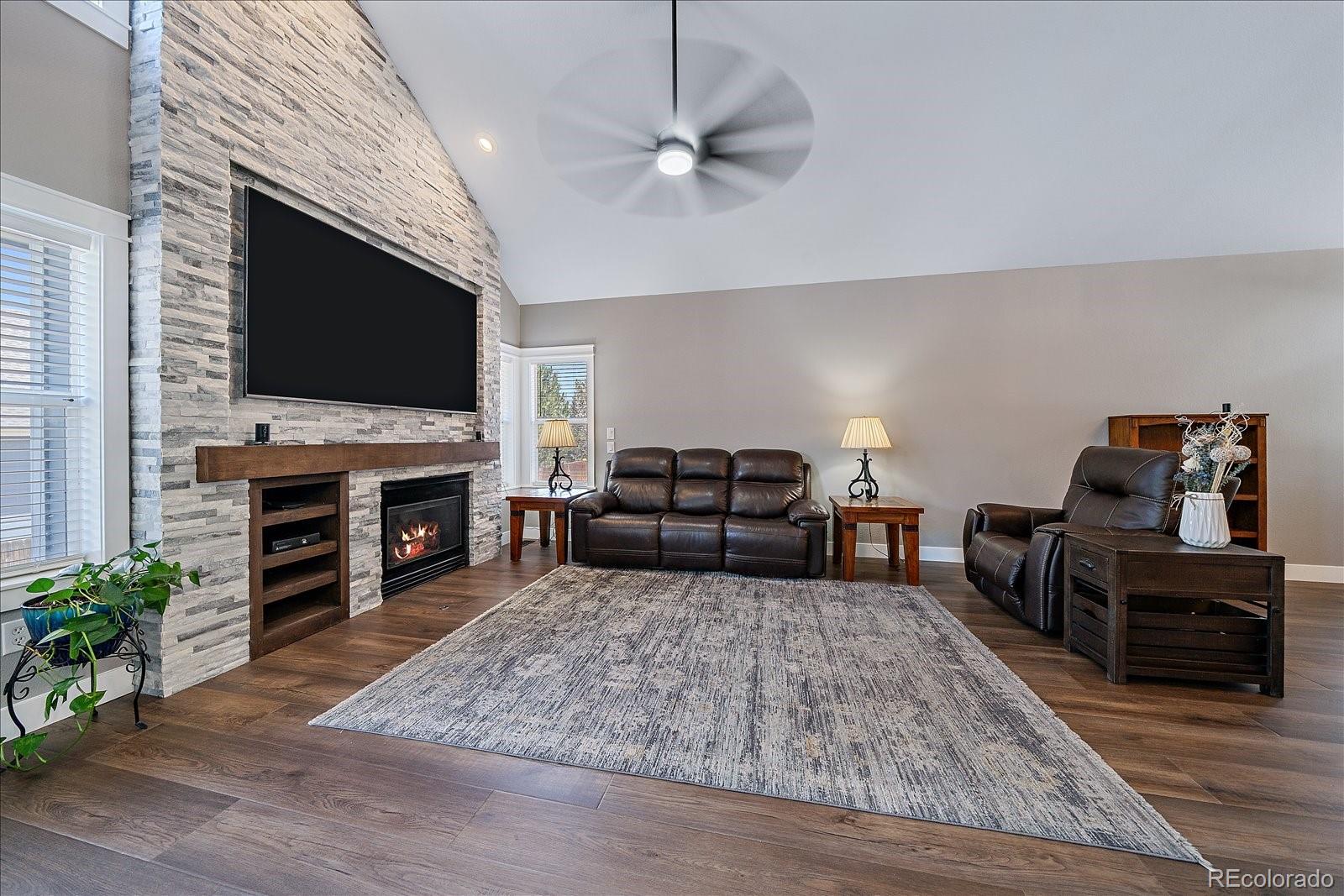 MLS Image #5 for 10518  bellaire street,thornton, Colorado