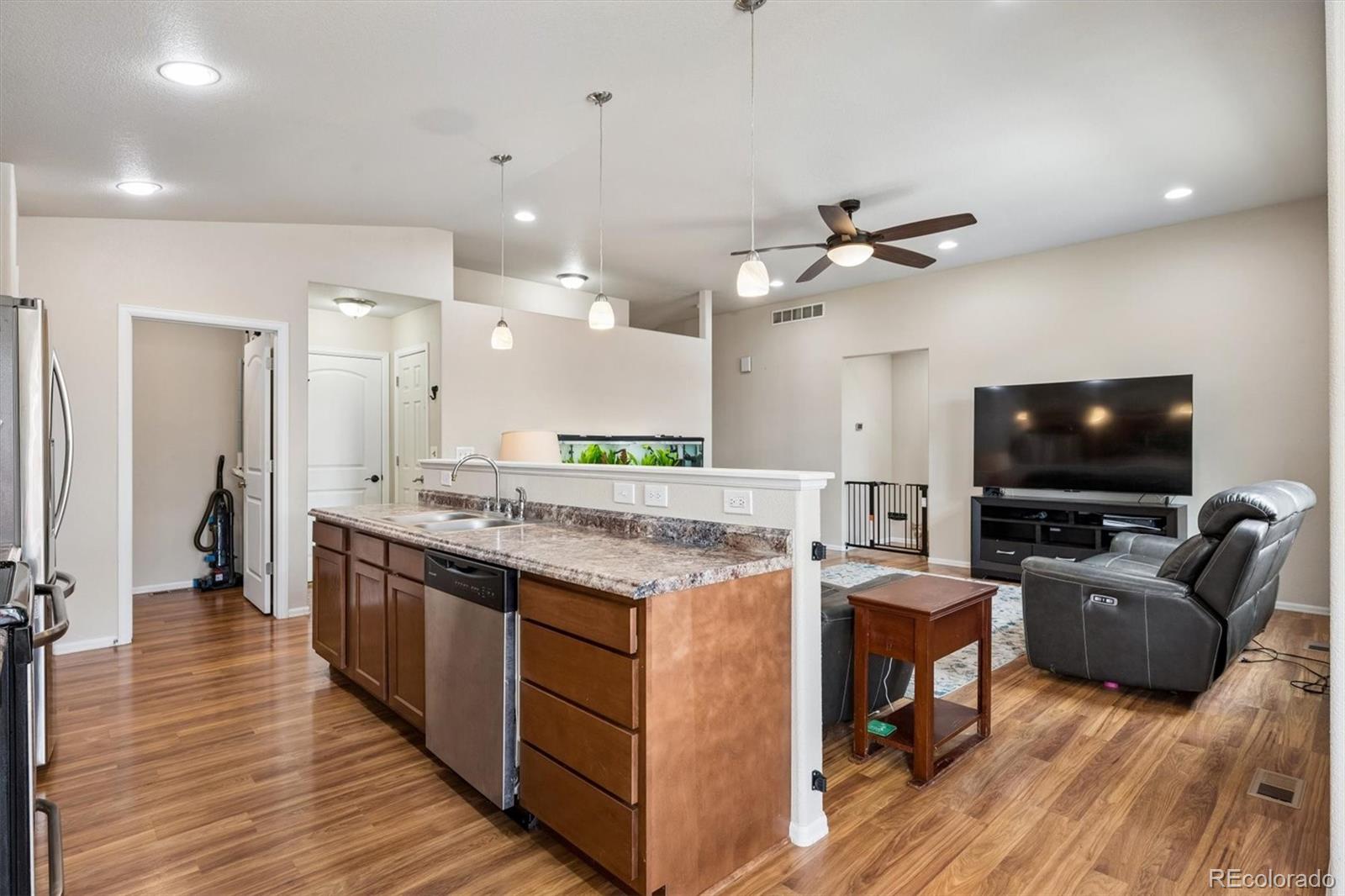 MLS Image #4 for 1037 e 25th street,greeley, Colorado