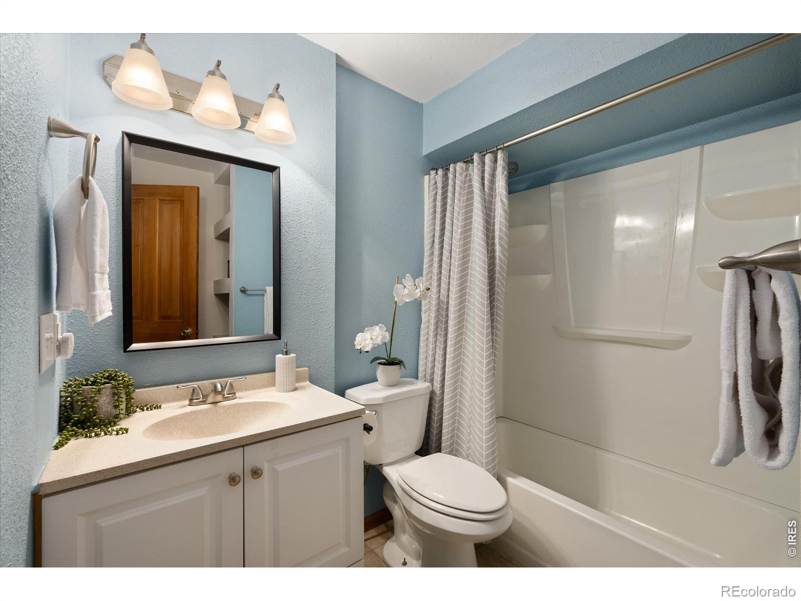 MLS Image #36 for 1607  centennial road,fort collins, Colorado